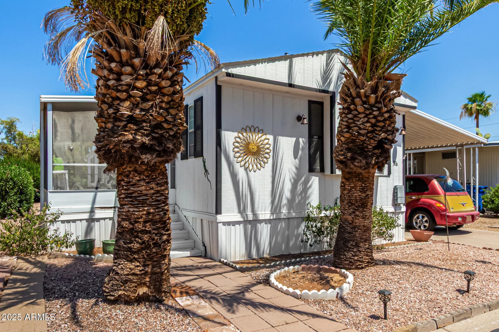 2650 W UNION HILLS Drive OFC, Phoenix, AZ 85027 — photo 2 of 23