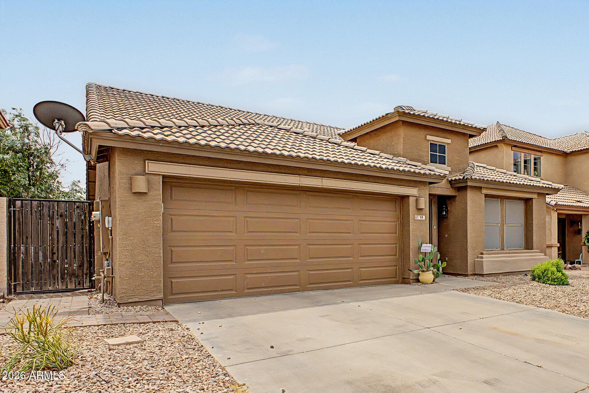 99 W YELLOW BEE Drive, San Tan Valley, AZ 85143 — photo 3 of 35