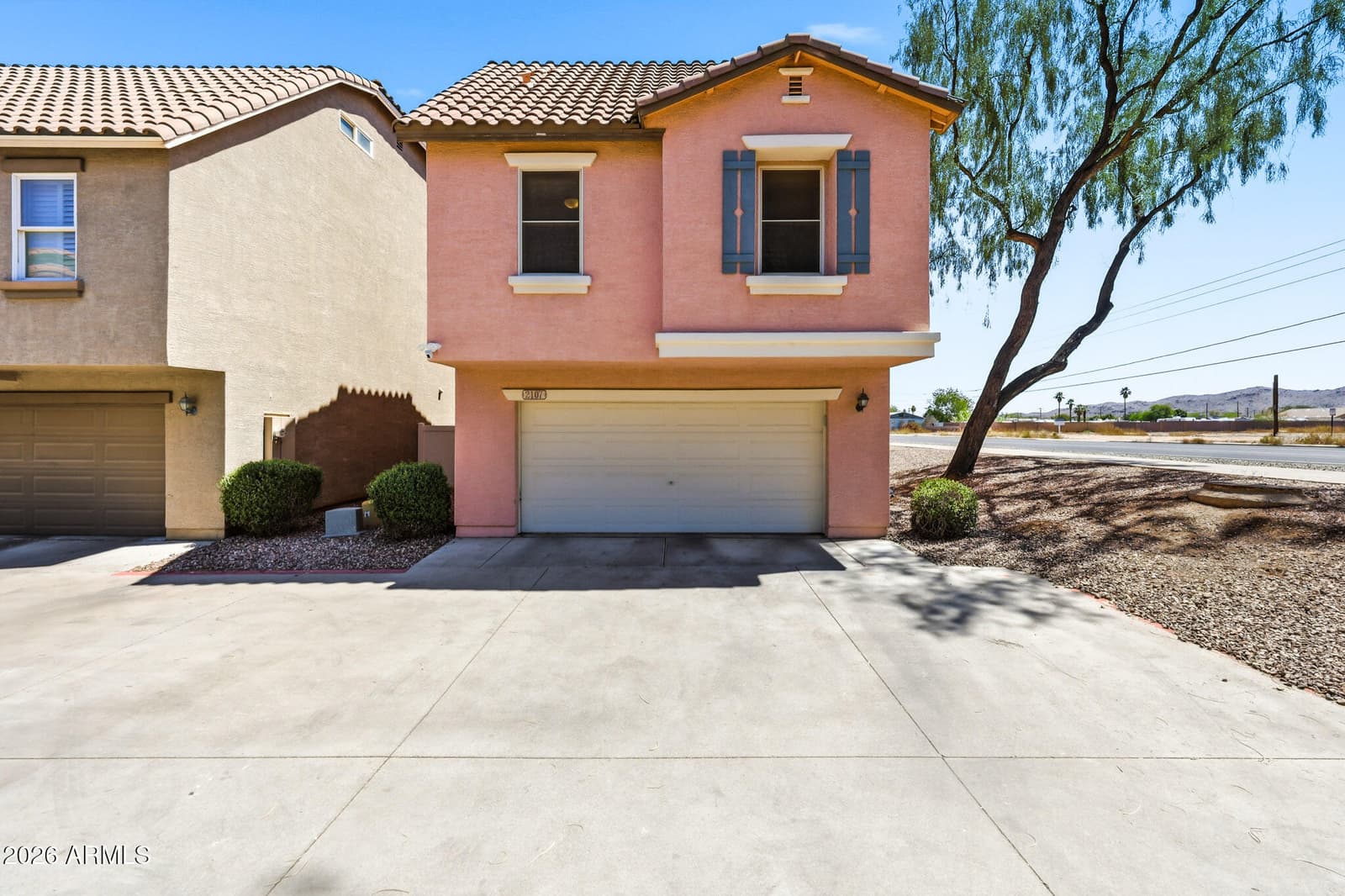2107 E HUNTINGTON Drive, Phoenix, AZ 85040 — photo 25 of 38