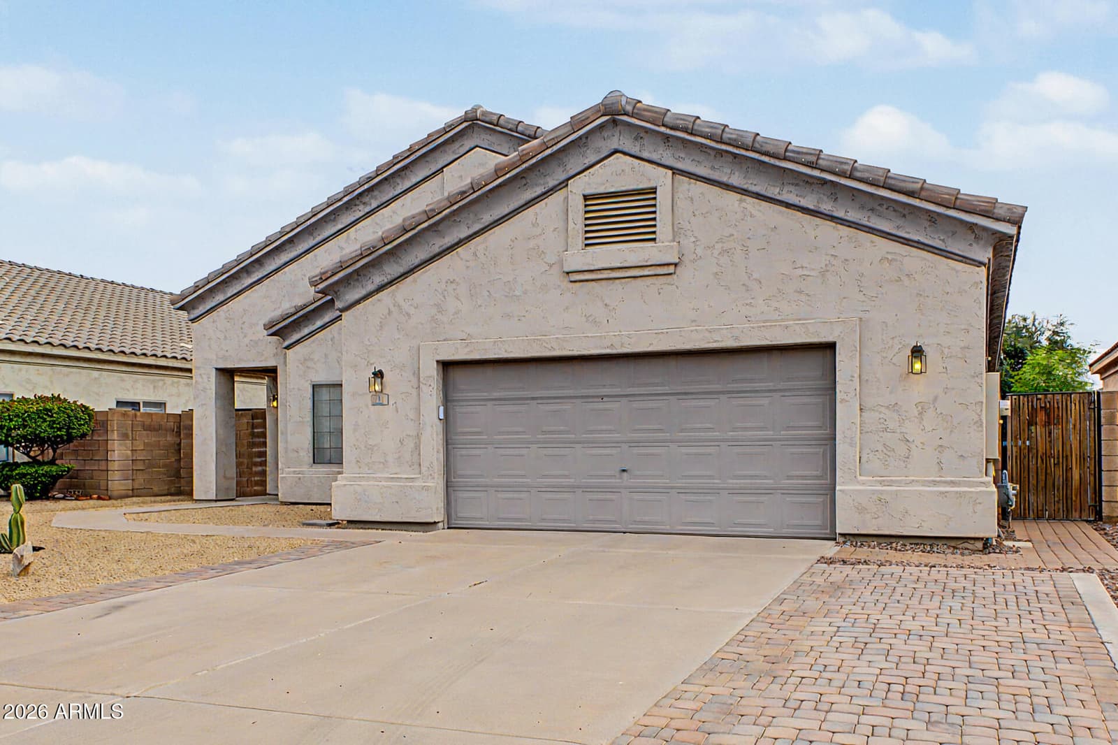 741 E RANCH Road, Gilbert, AZ 85296 — photo 4 of 39