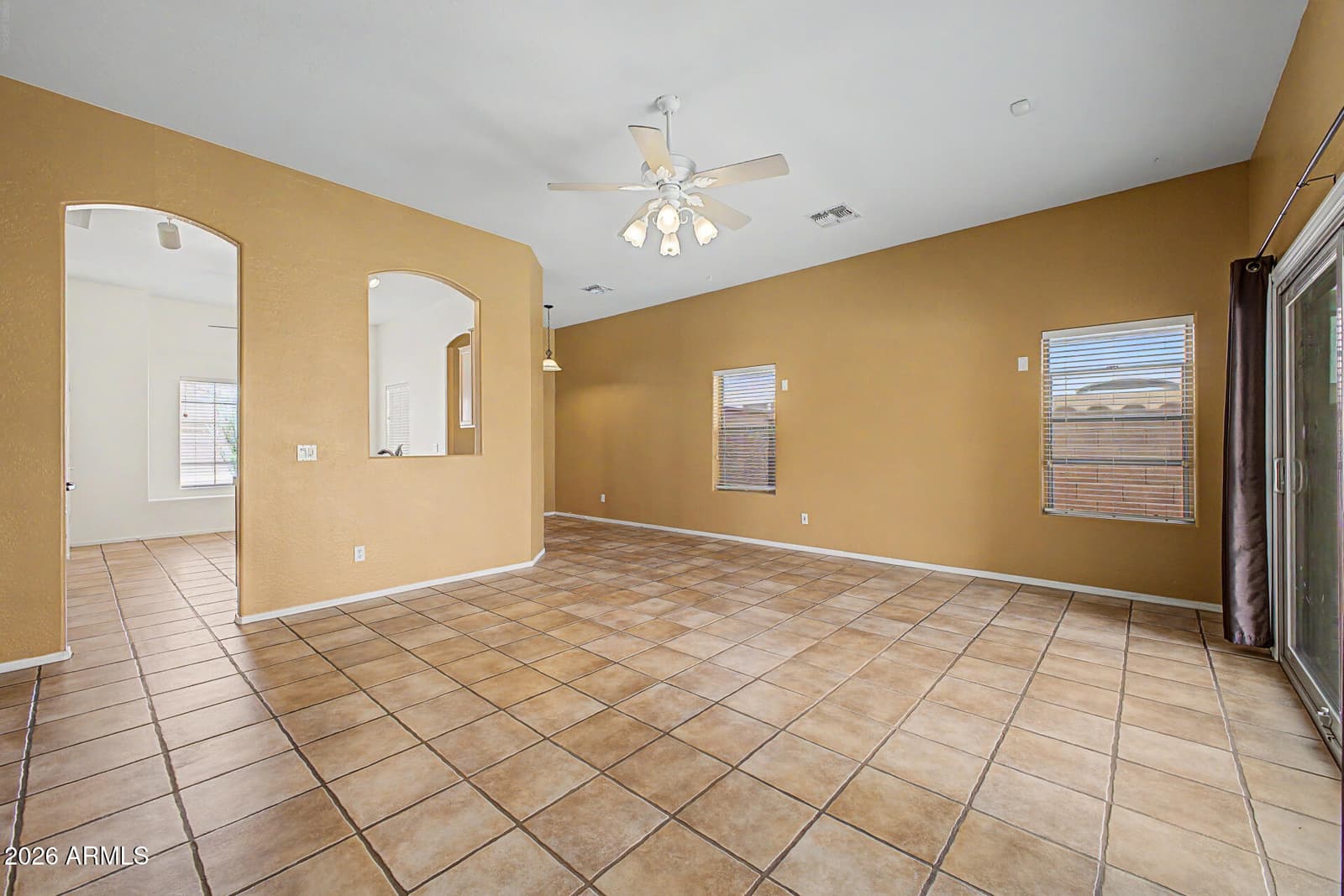 741 E RANCH Road, Gilbert, AZ 85296 — photo 11 of 39