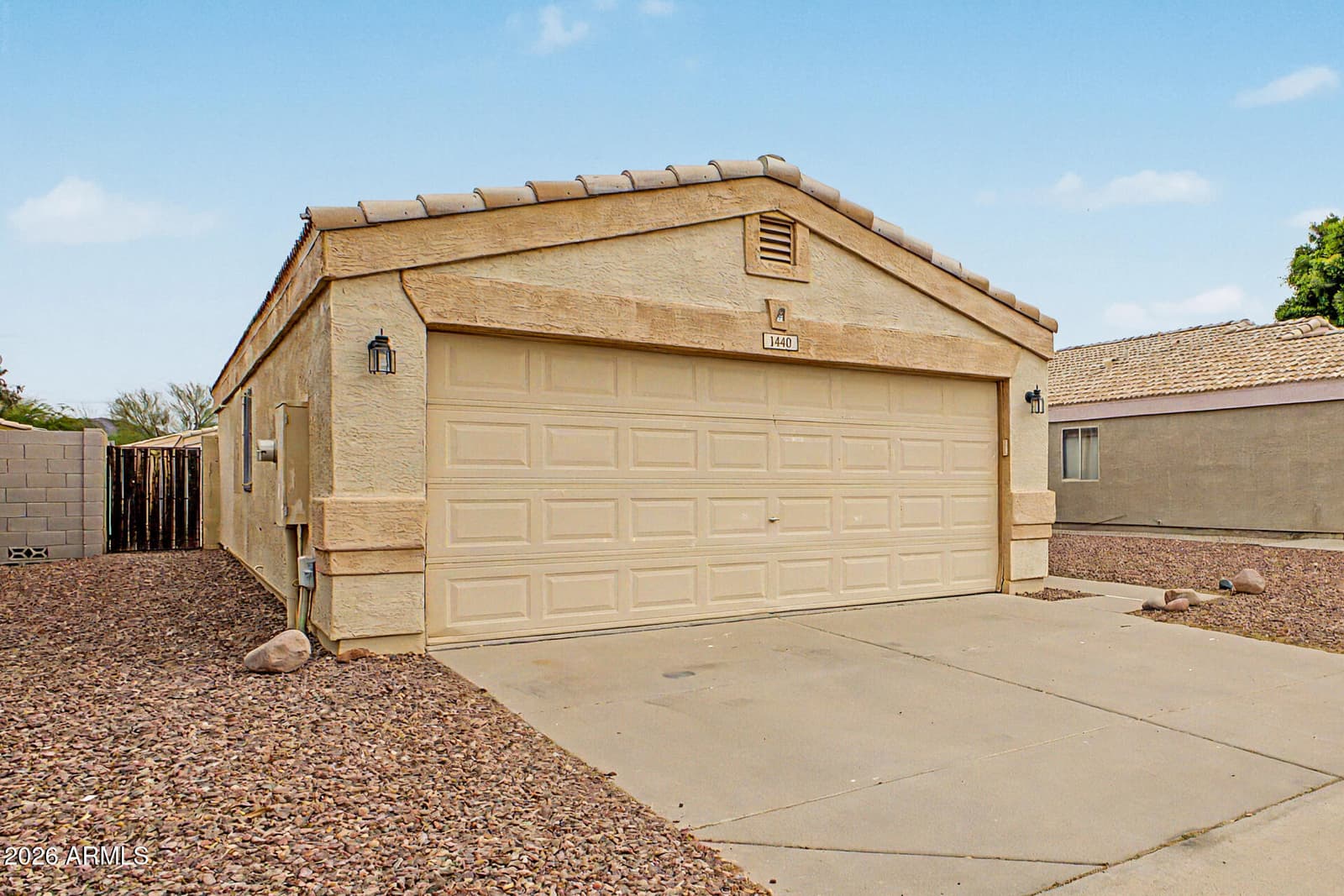 1440 W DIAMOND Avenue, Apache Junction, AZ 85120 — photo 5 of 28