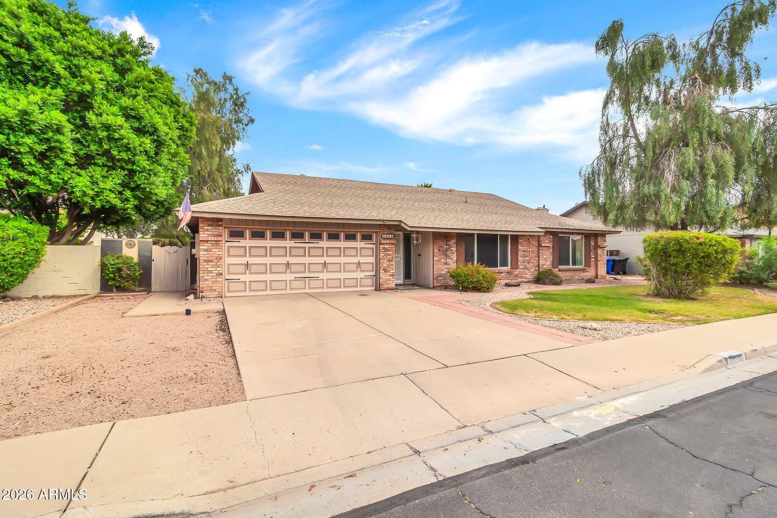 1008 W MESETO Avenue, Mesa, AZ 85210 — photo 3 of 43