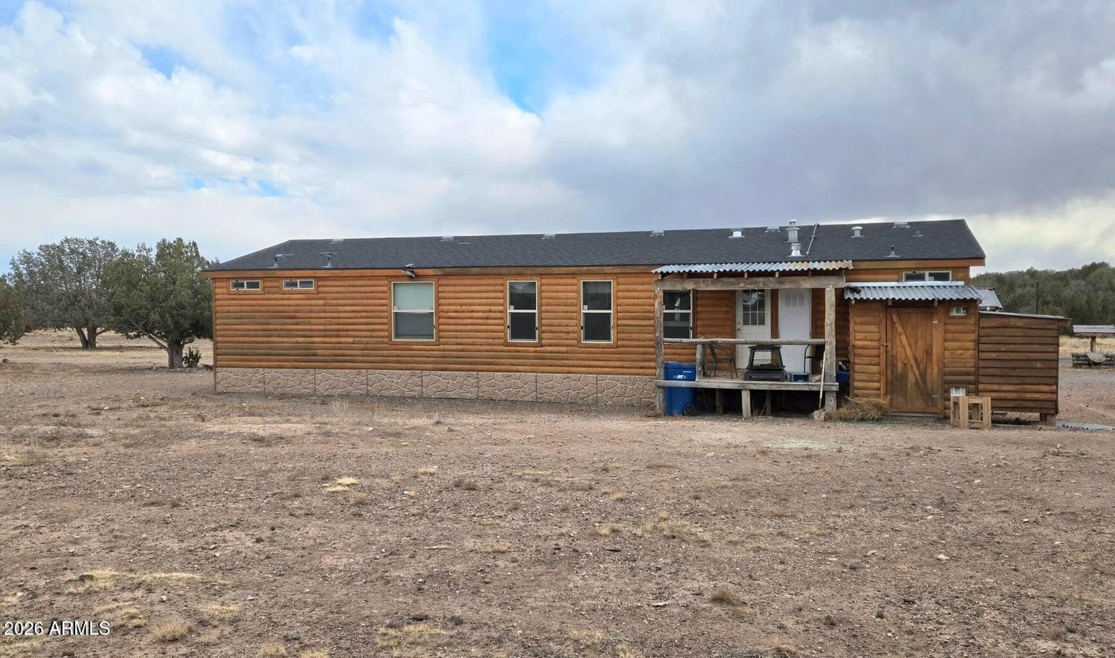 8495 W Antelope Run Road, Ash Fork, AZ 86320 — photo 2 of 42
