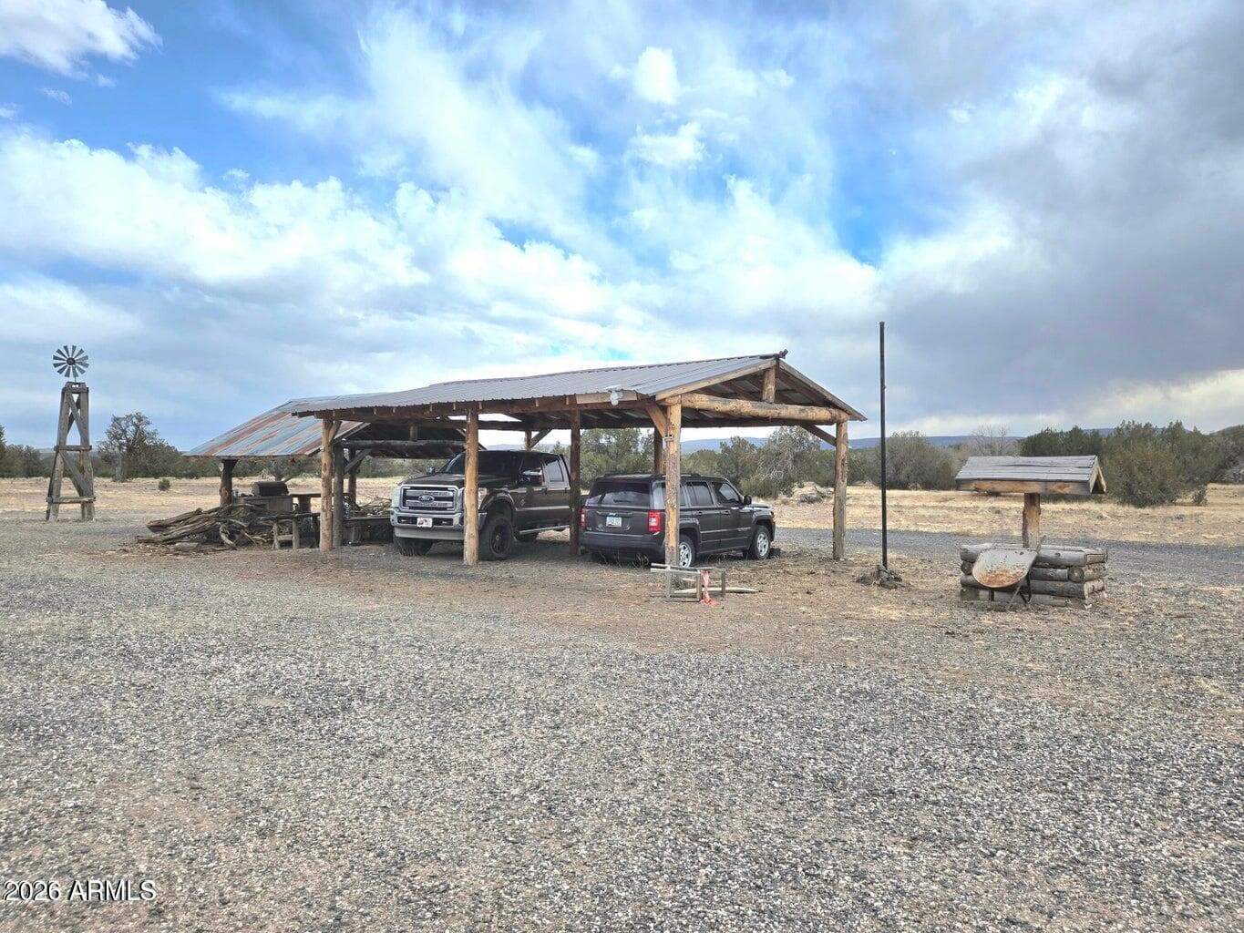 8495 W Antelope Run Road, Ash Fork, AZ 86320 — photo 8 of 42