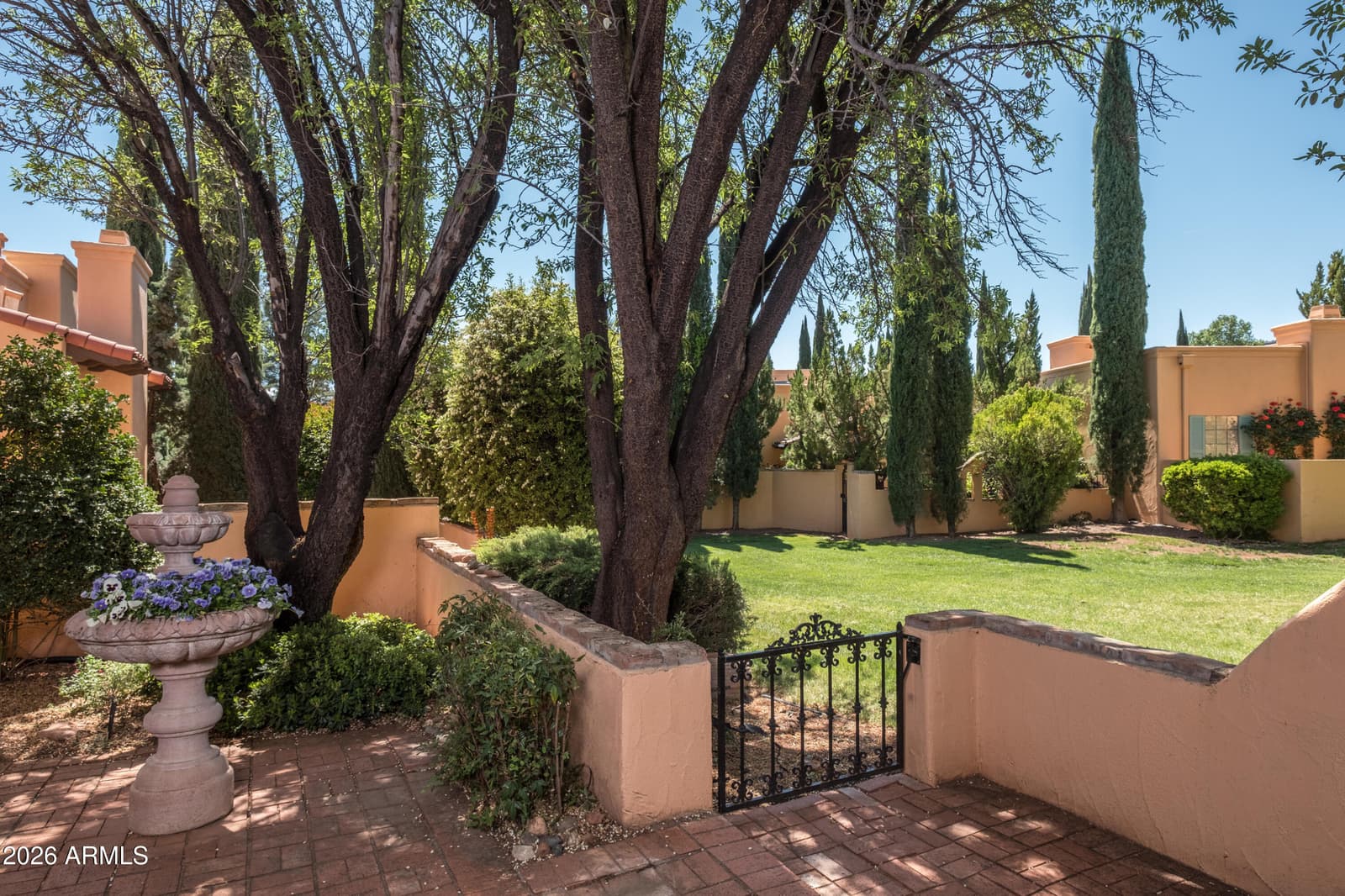 15 RIDGE VIEW Drive, Sedona, AZ 86351 — photo 4 of 44