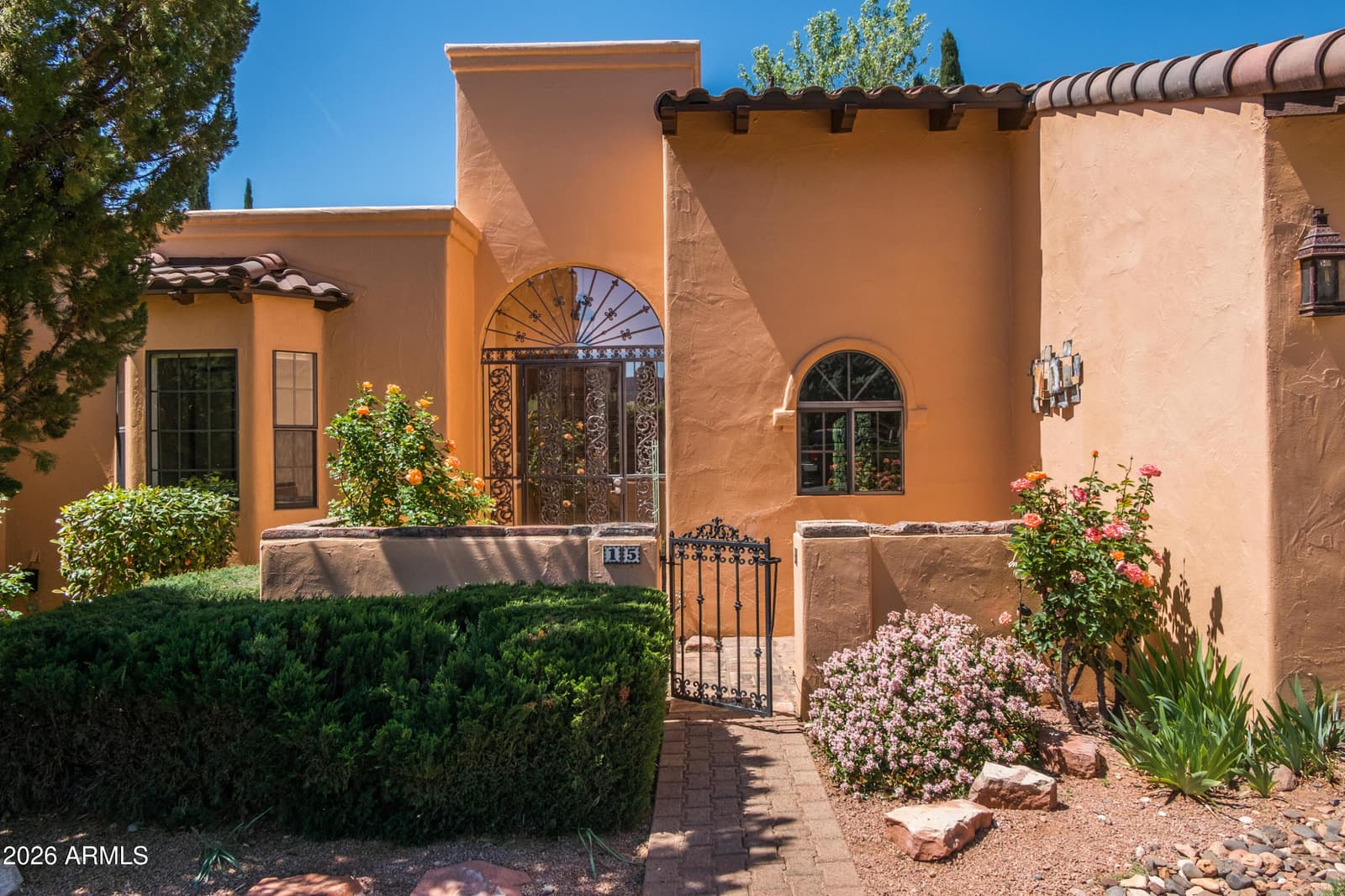 15 RIDGE VIEW Drive, Sedona, AZ 86351 — photo 2 of 44