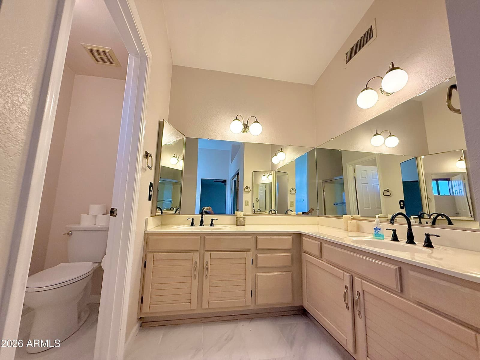 7649 W ASTER Drive, Peoria, AZ 85381 — photo 7 of 36