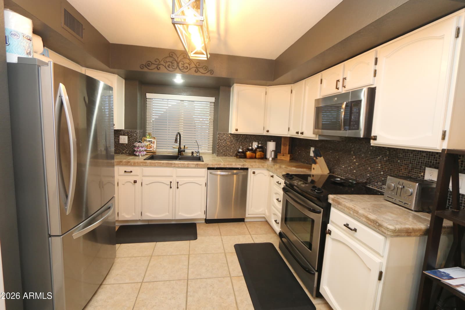 5530 E Beverly Lane, Scottsdale, AZ 85254 — photo 12 of 30