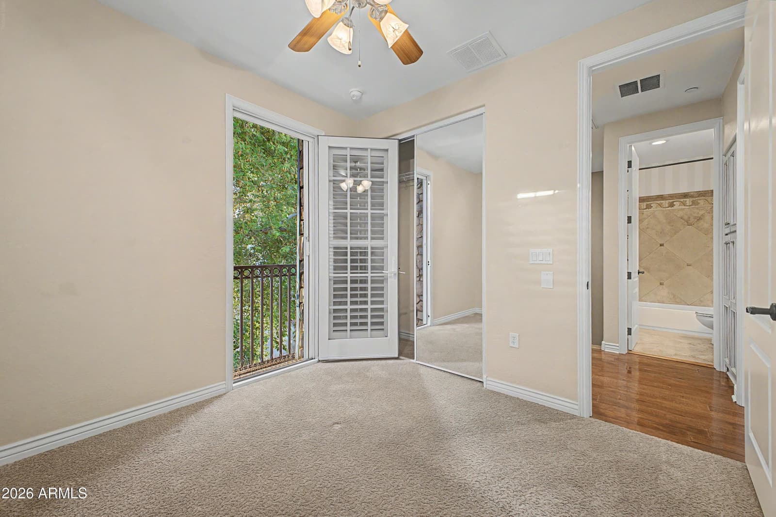 2450 E ROMA Avenue, Phoenix, AZ 85016 — photo 18 of 37