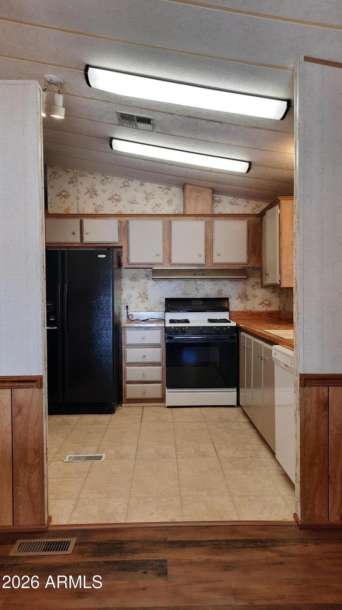 3300 E FRY Boulevard 3, Sierra Vista, AZ 85635 — photo 12 of 50