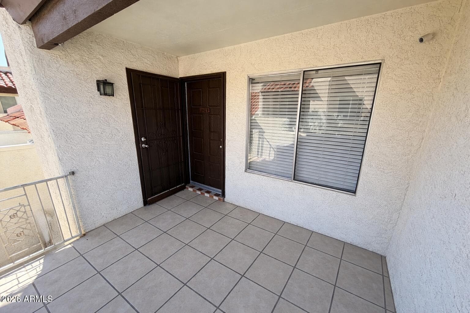 4730 W NORTHERN Avenue 2107, Glendale, AZ 85301 — photo 2 of 13