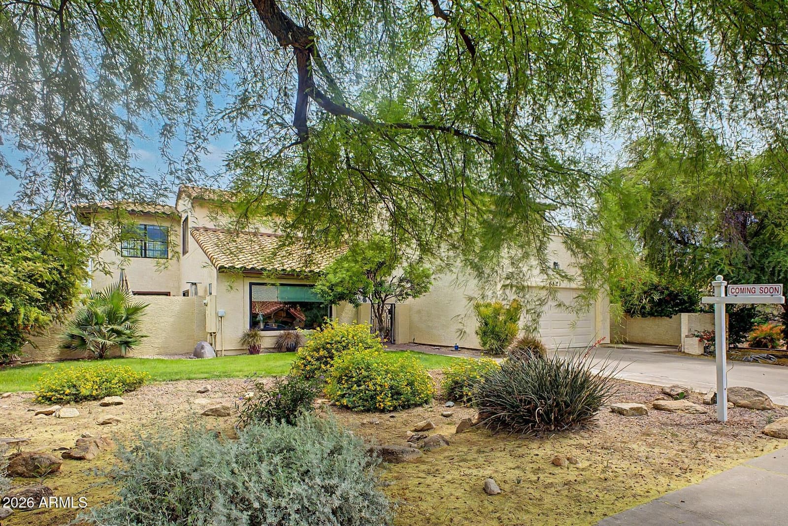 8421 S KENWOOD Lane, Tempe, AZ 85284 — photo 3 of 48