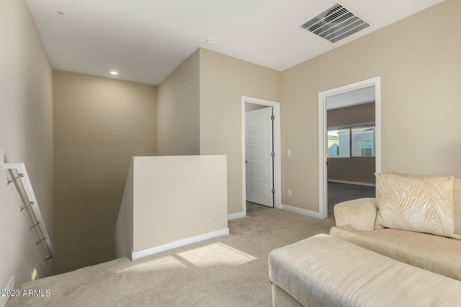 2268 W LAURIE Lane, Phoenix, AZ 85021 — photo 12 of 34