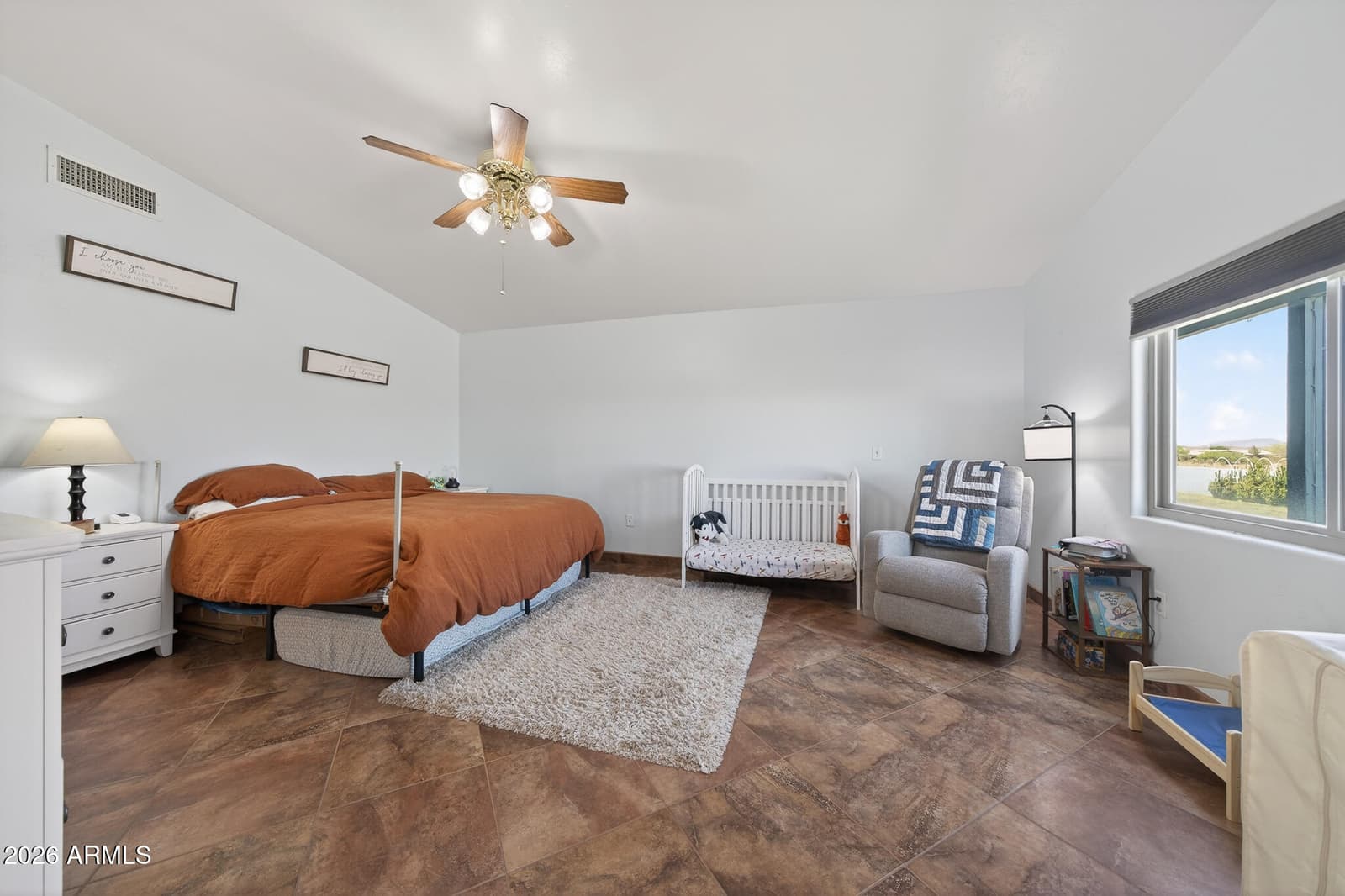 3298 W MONTE VISTA Trail, Benson, AZ 85602 — photo 11 of 34