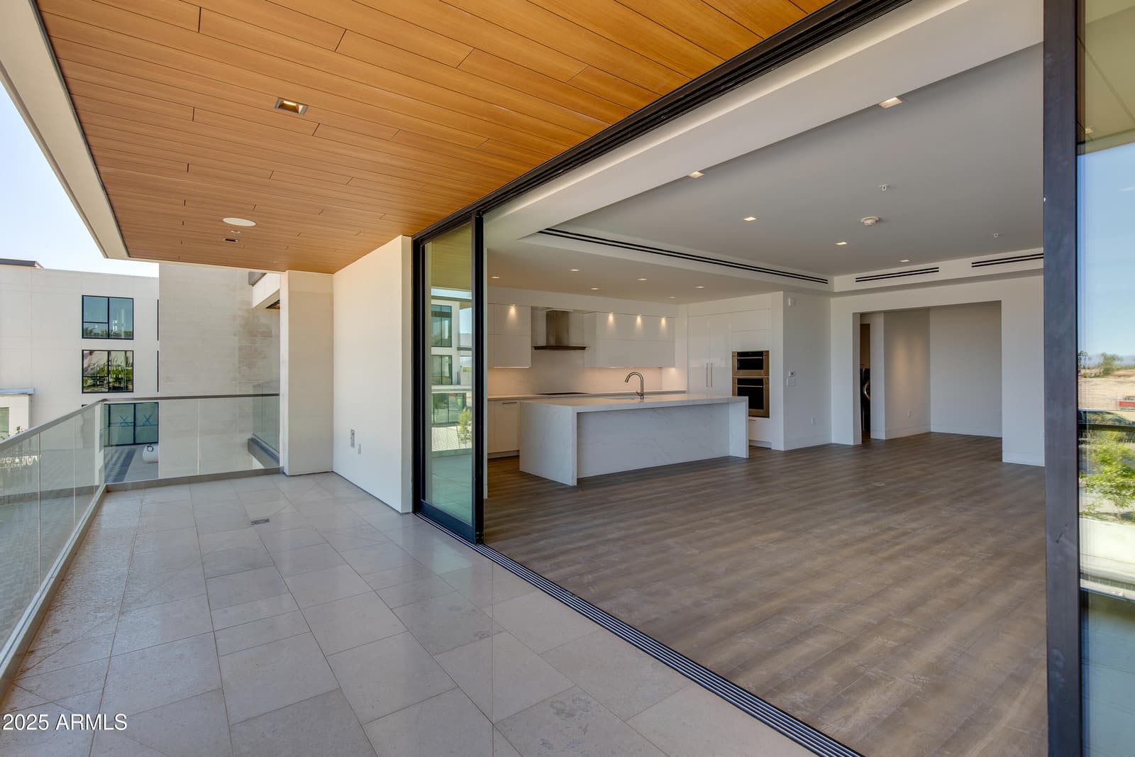 6587 N PALMERAIE Boulevard 2011, Paradise Valley, AZ 85253 — photo 29 of 35