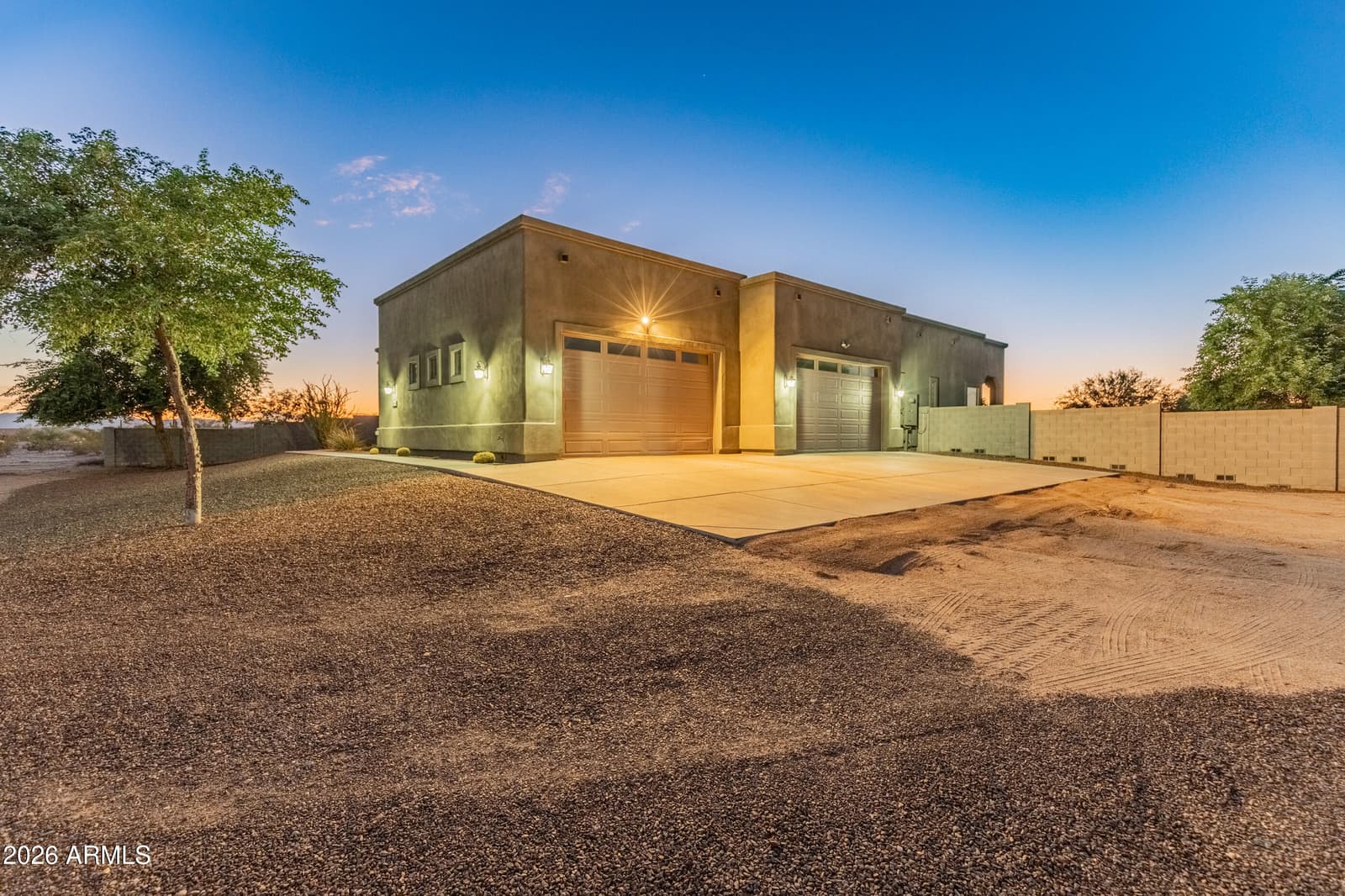 27126 N 143RD Lane, Surprise, AZ 85387 — photo 9 of 92