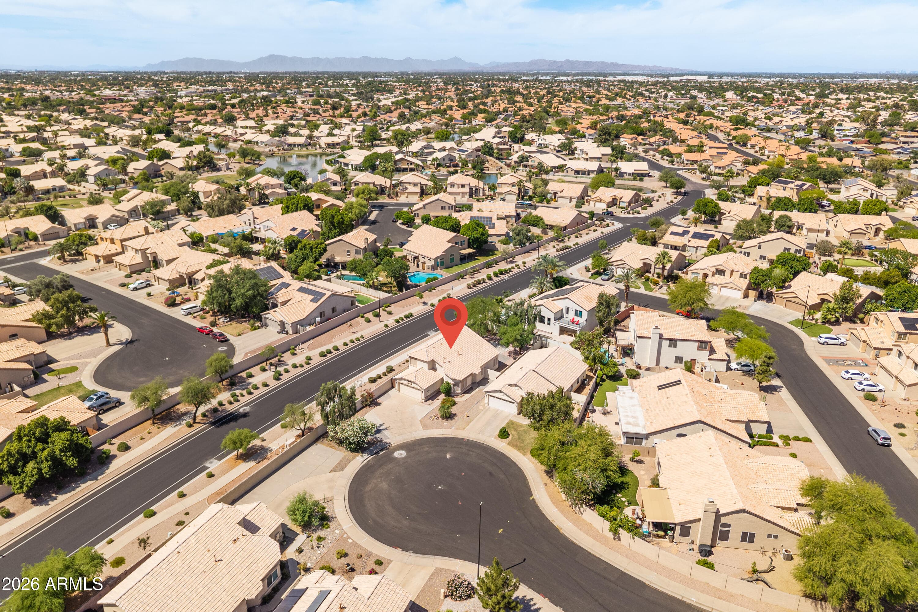 490 S CATALINA Street, Gilbert, AZ 85233 — photo 40 of 41