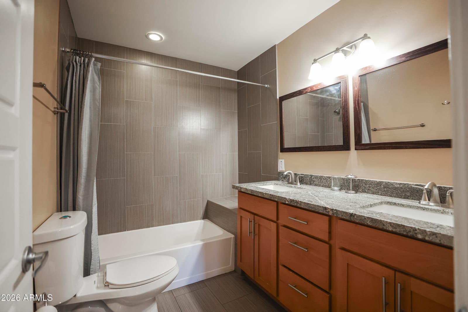 925 W MCDOWELL Road 108, Phoenix, AZ 85007 — photo 9 of 22