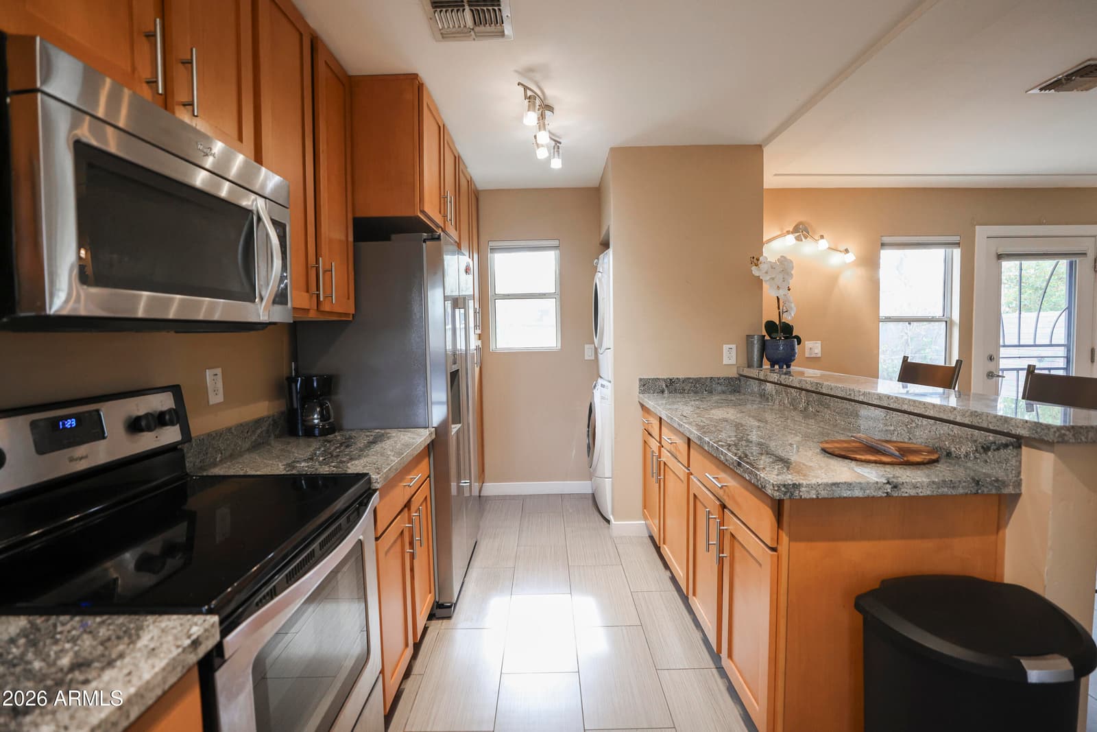 925 W MCDOWELL Road 108, Phoenix, AZ 85007 — photo 4 of 22