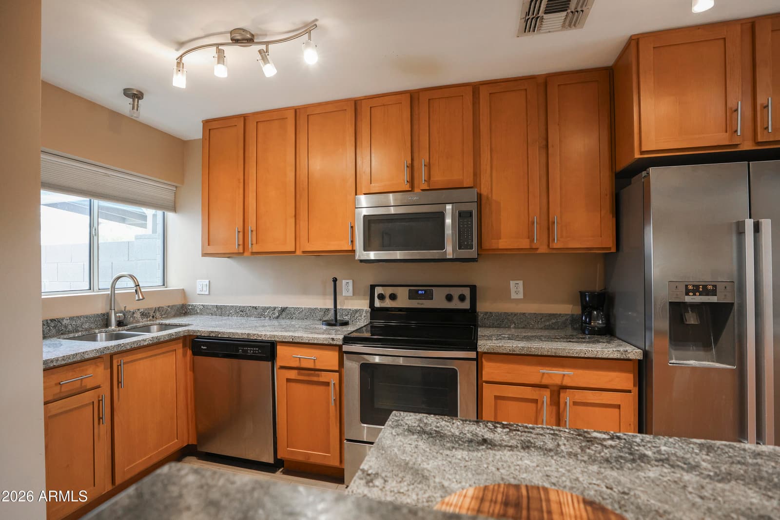 925 W MCDOWELL Road 108, Phoenix, AZ 85007 — photo 3 of 22