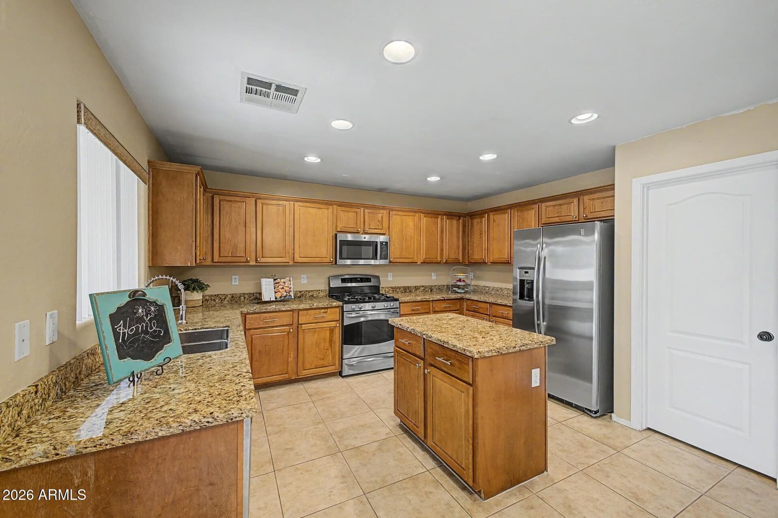 2321 W Steed Ridge, Phoenix, AZ 85085 — photo 8 of 31