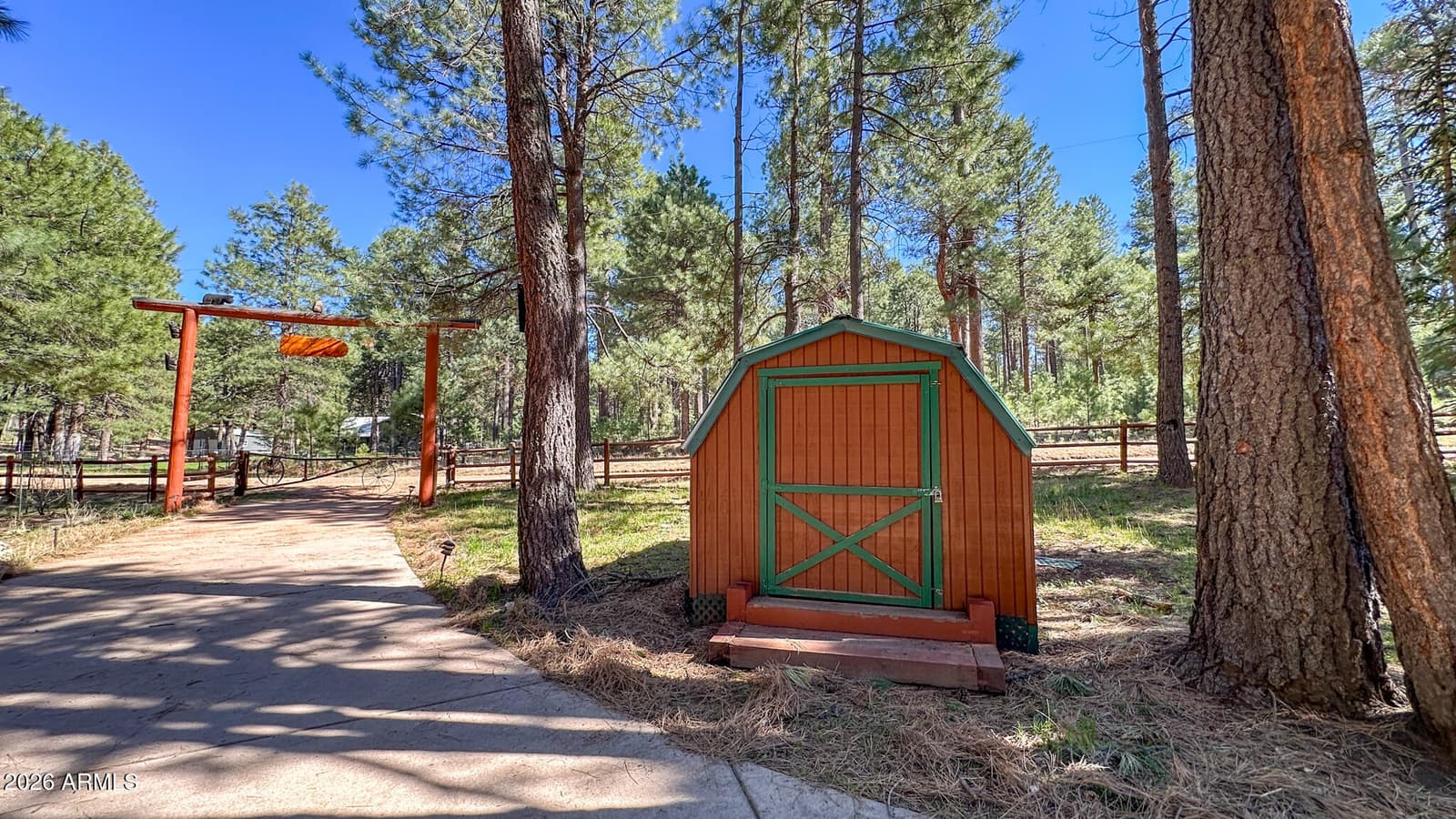 2499 CANYON Drive, Forest Lakes, AZ 85931 — photo 4 of 23