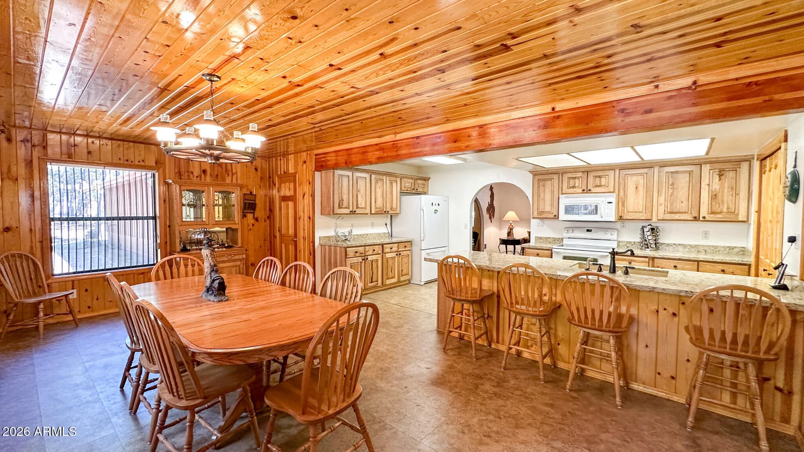 2499 CANYON Drive, Forest Lakes, AZ 85931 — photo 13 of 23