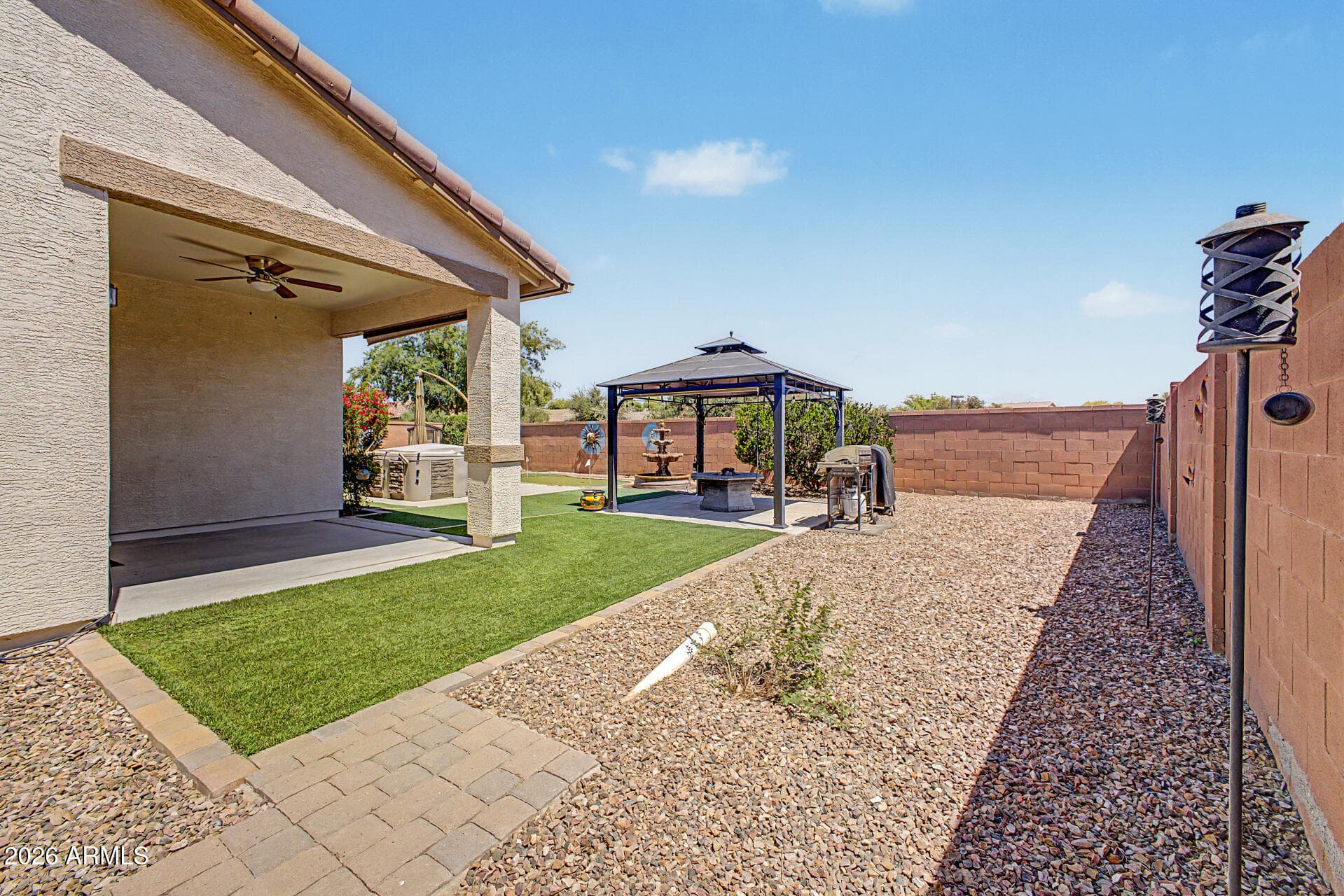 945 W EMPRESS TREE Avenue, San Tan Valley, AZ 85140 — photo 32 of 47