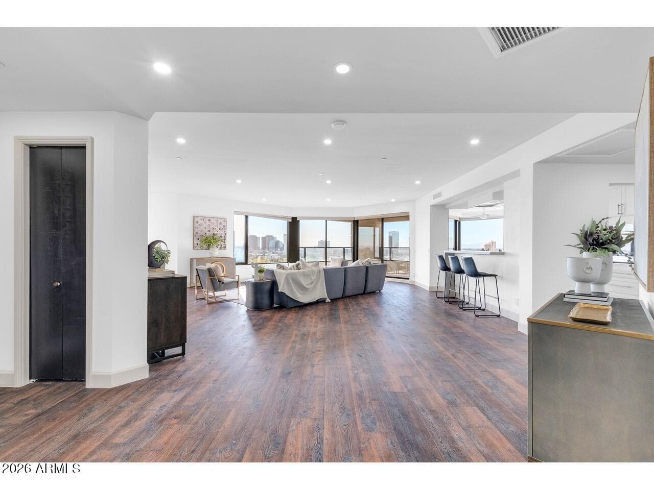 1040 E OSBORN Road 1004, Phoenix, AZ 85014 — photo 36 of 94