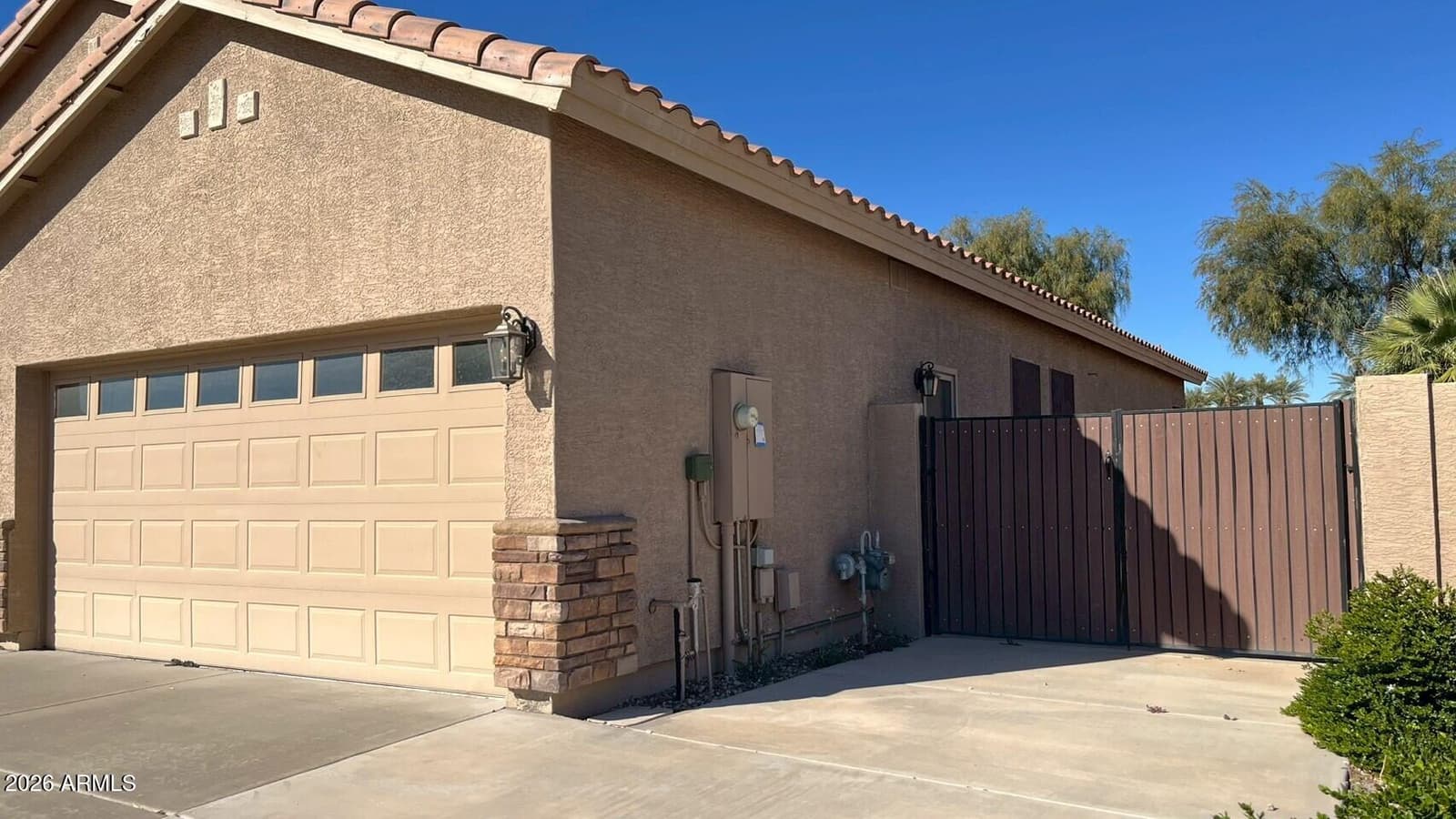 22167 N LAKESIDE Drive, Maricopa, AZ 85138 — photo 2 of 13