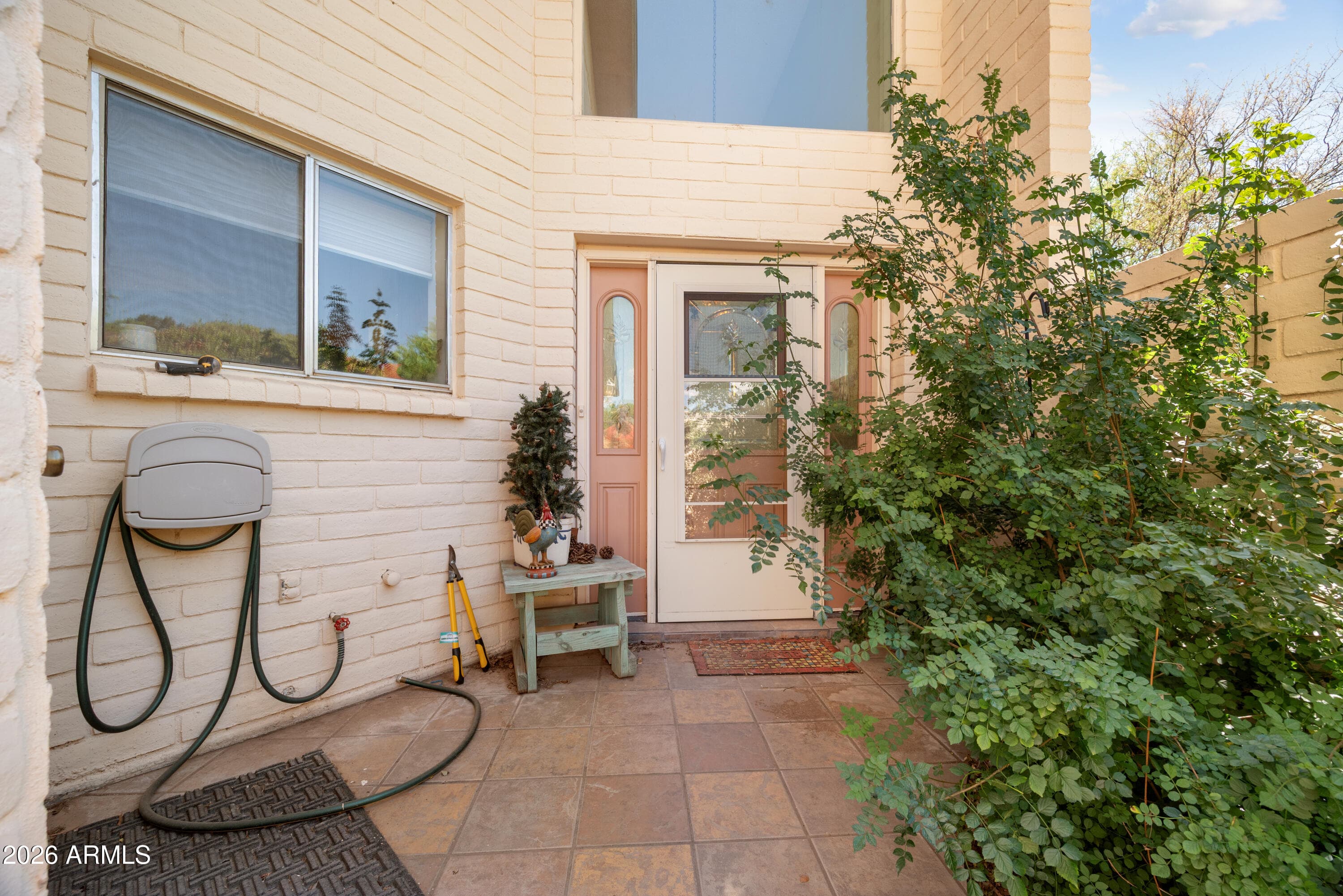 2712 LOPEZ LINK, Sierra Vista, AZ 85650 — photo 4 of 54
