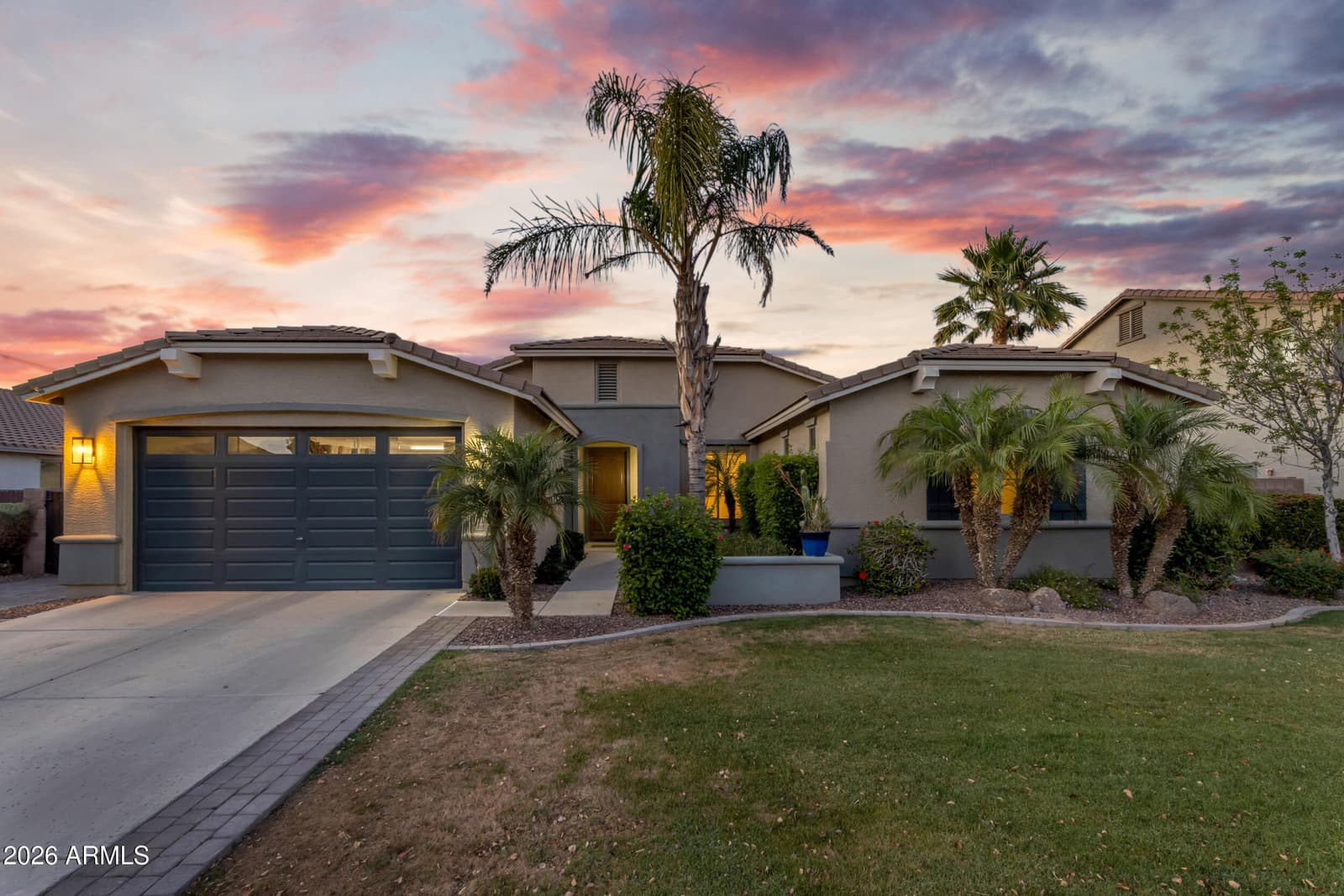 2546 E CAROB Drive, Gilbert, AZ 85298 — photo 4 of 62