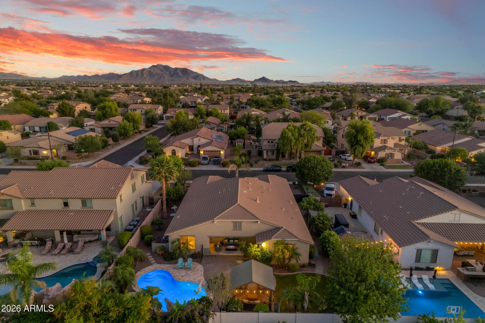 2546 E CAROB Drive, Gilbert, AZ 85298 — photo 2 of 62