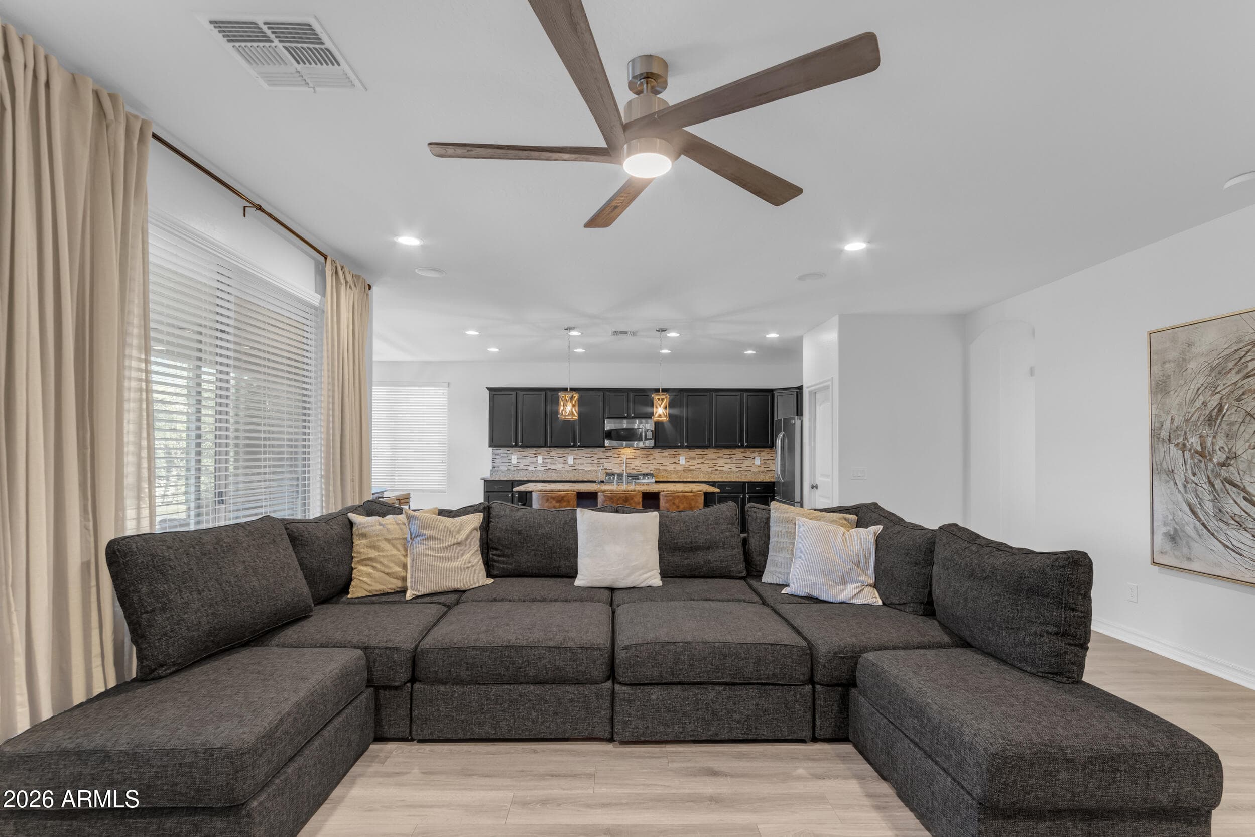 2546 E CAROB Drive, Gilbert, AZ 85298 — photo 14 of 62