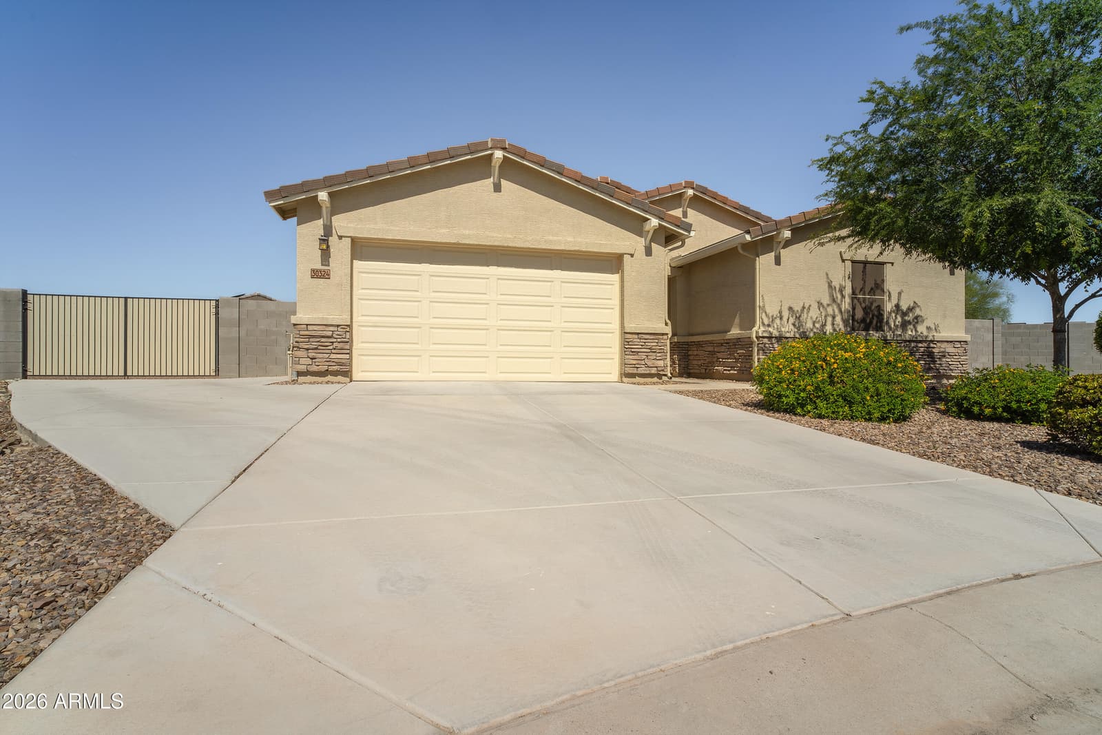 30324 N MONARCH Drive, San Tan Valley, AZ 85143 — photo 1 of 34