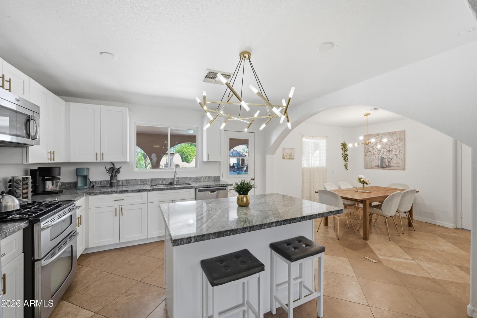 4528 E HOBART Street, Mesa, AZ 85205