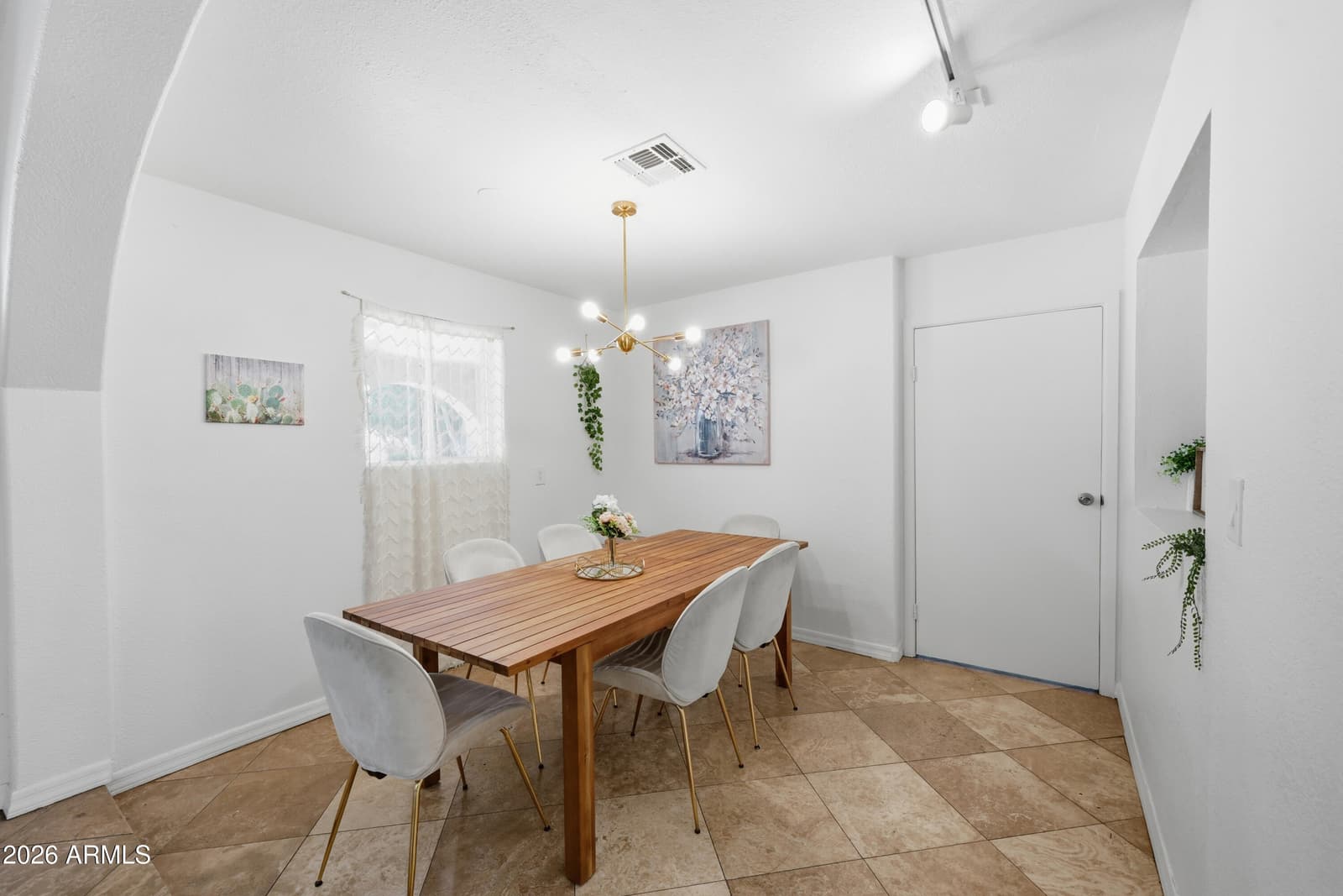 4528 E HOBART Street, Mesa, AZ 85205 — photo 11 of 37