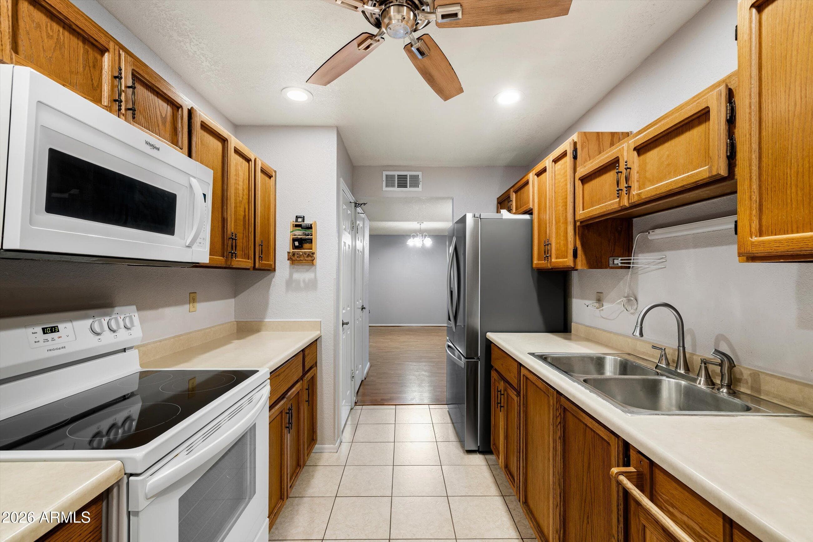 514 E ANDERSON Avenue, Phoenix, AZ 85022 — photo 12 of 30