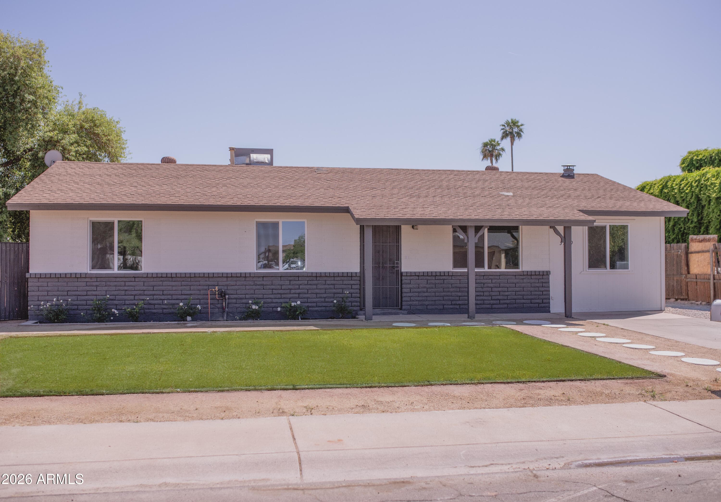 3739 W COLUMBINE Drive, Phoenix, AZ 85029 — photo 1 of 11