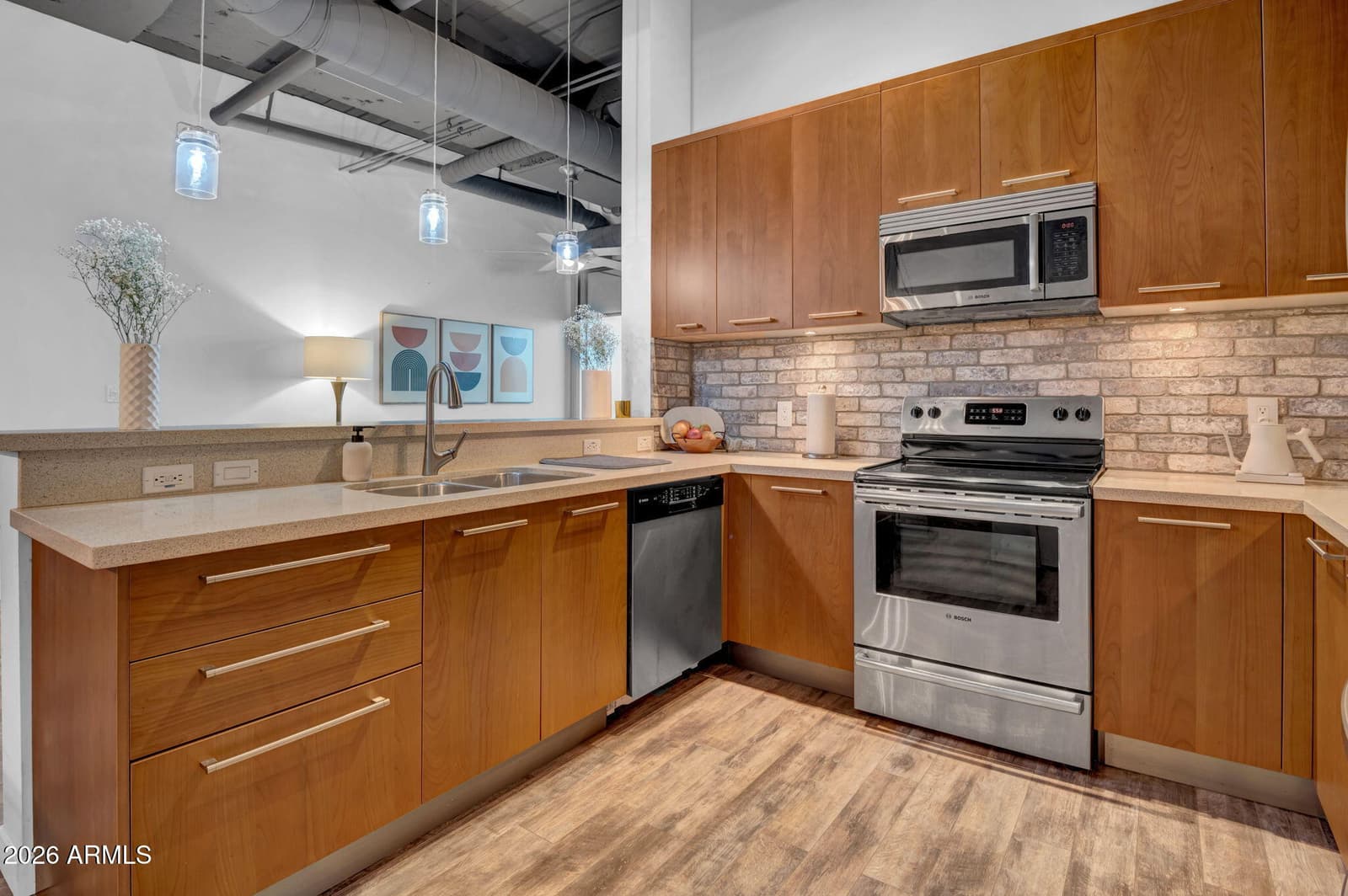 1 E LEXINGTON Avenue 1001, Phoenix, AZ 85012 — photo 8 of 46