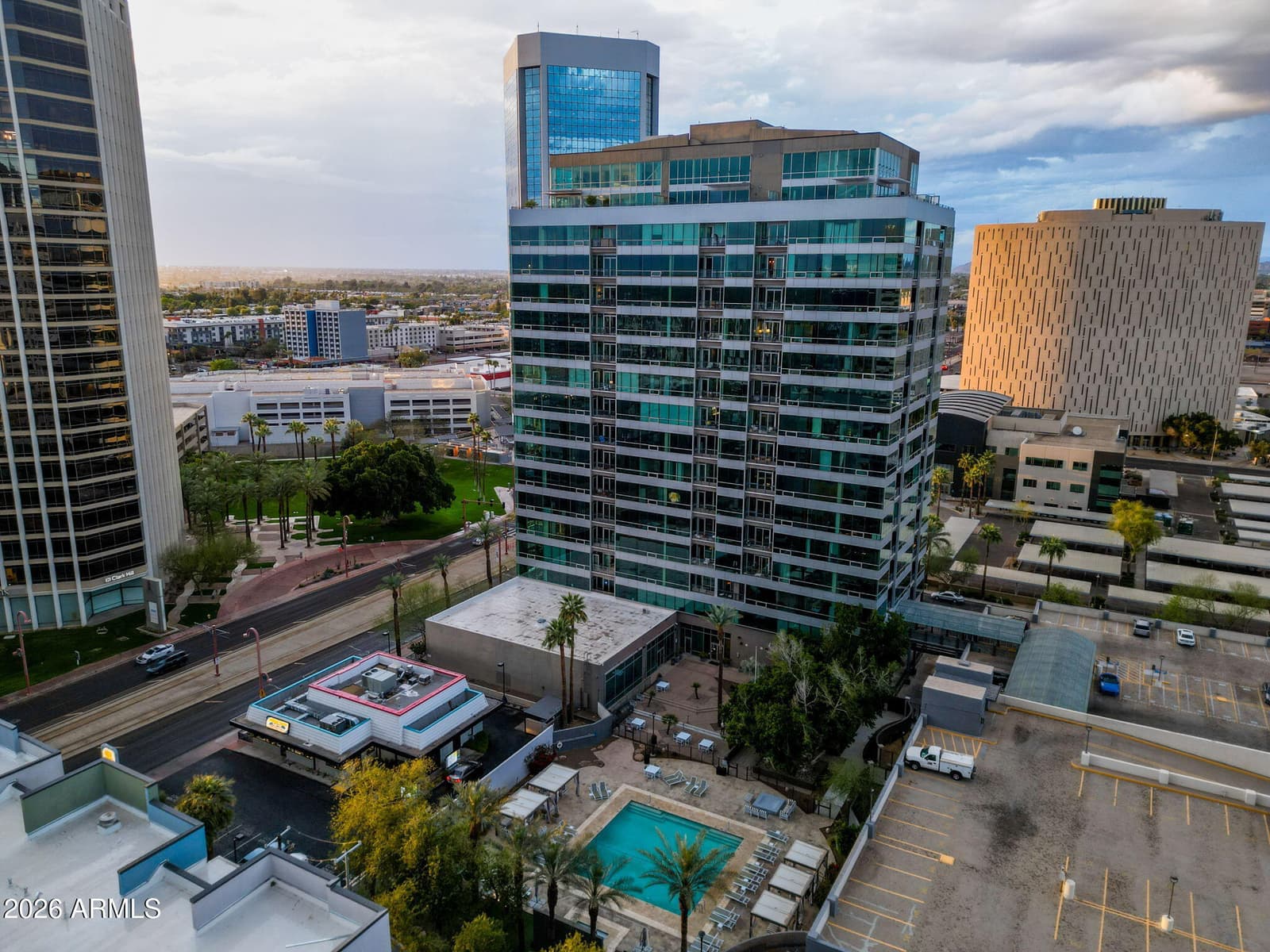 1 E LEXINGTON Avenue 1001, Phoenix, AZ 85012 — photo 37 of 46