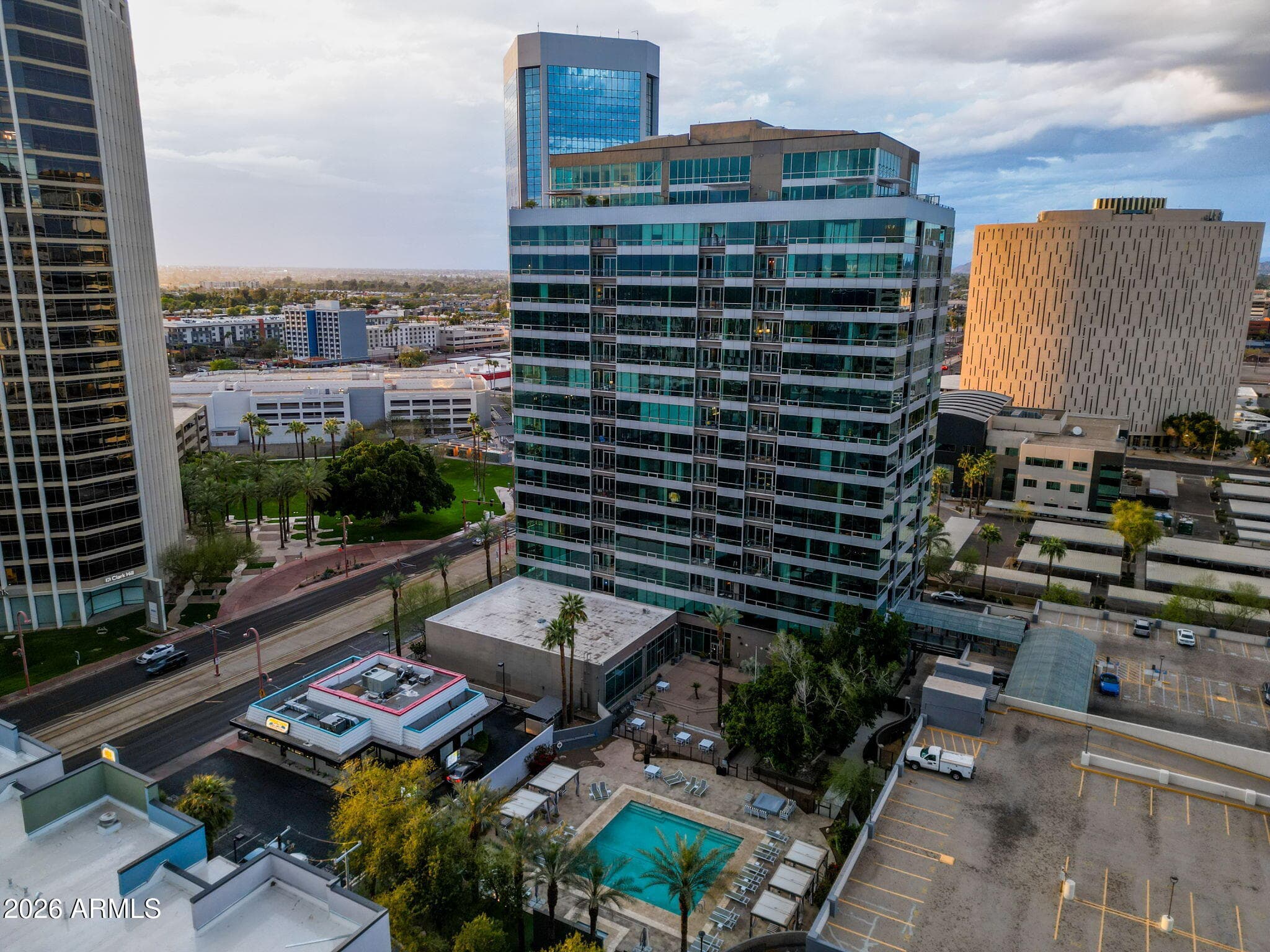 1 E LEXINGTON Avenue 1001, Phoenix, AZ 85012 — photo 37 of 46