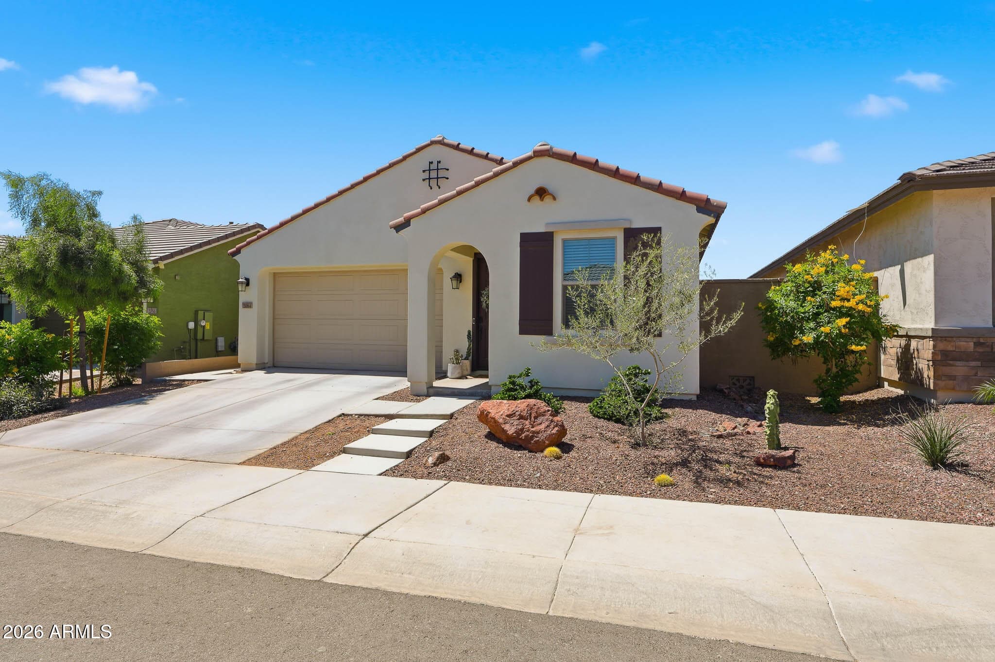 2064 N 210TH Avenue, Buckeye, AZ 85396 — photo 2 of 38