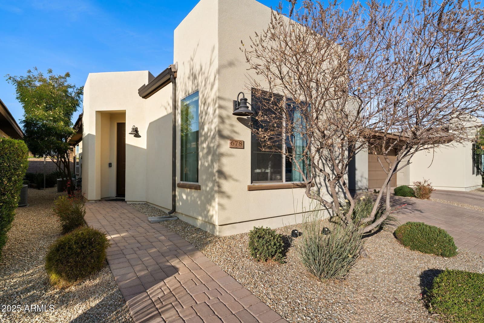 678 E COBBLE STONE Drive, Queen Creek, AZ 85140 — photo 2 of 44