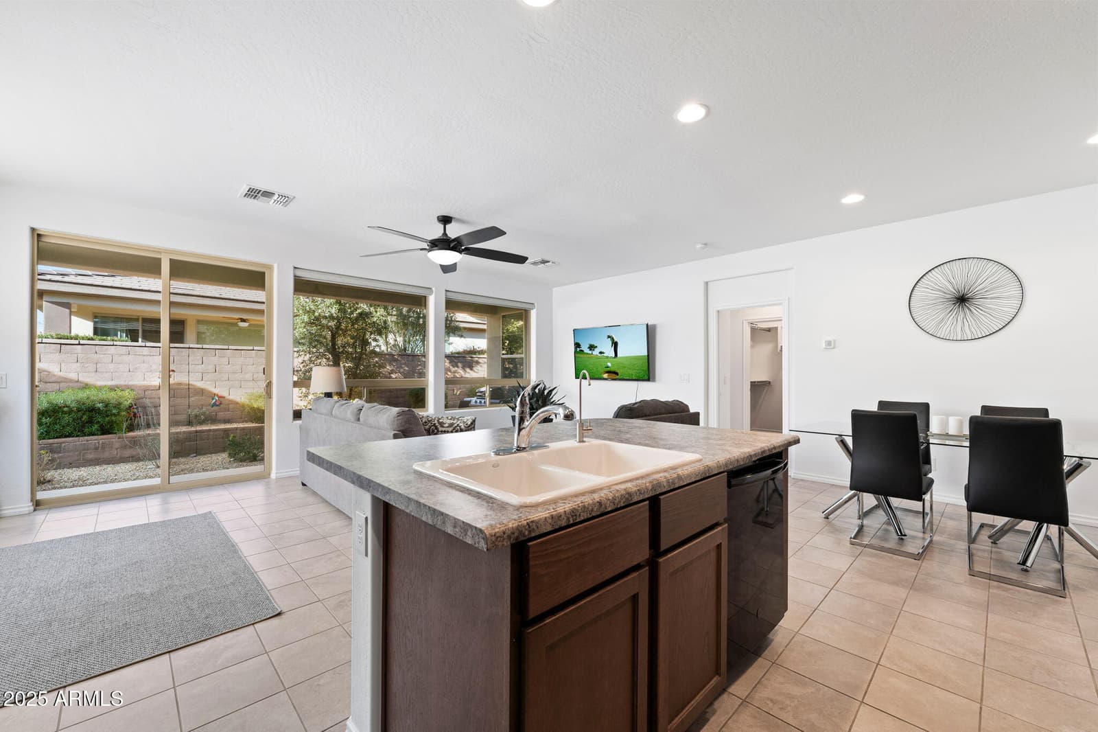 678 E COBBLE STONE Drive, Queen Creek, AZ 85140 — photo 10 of 44
