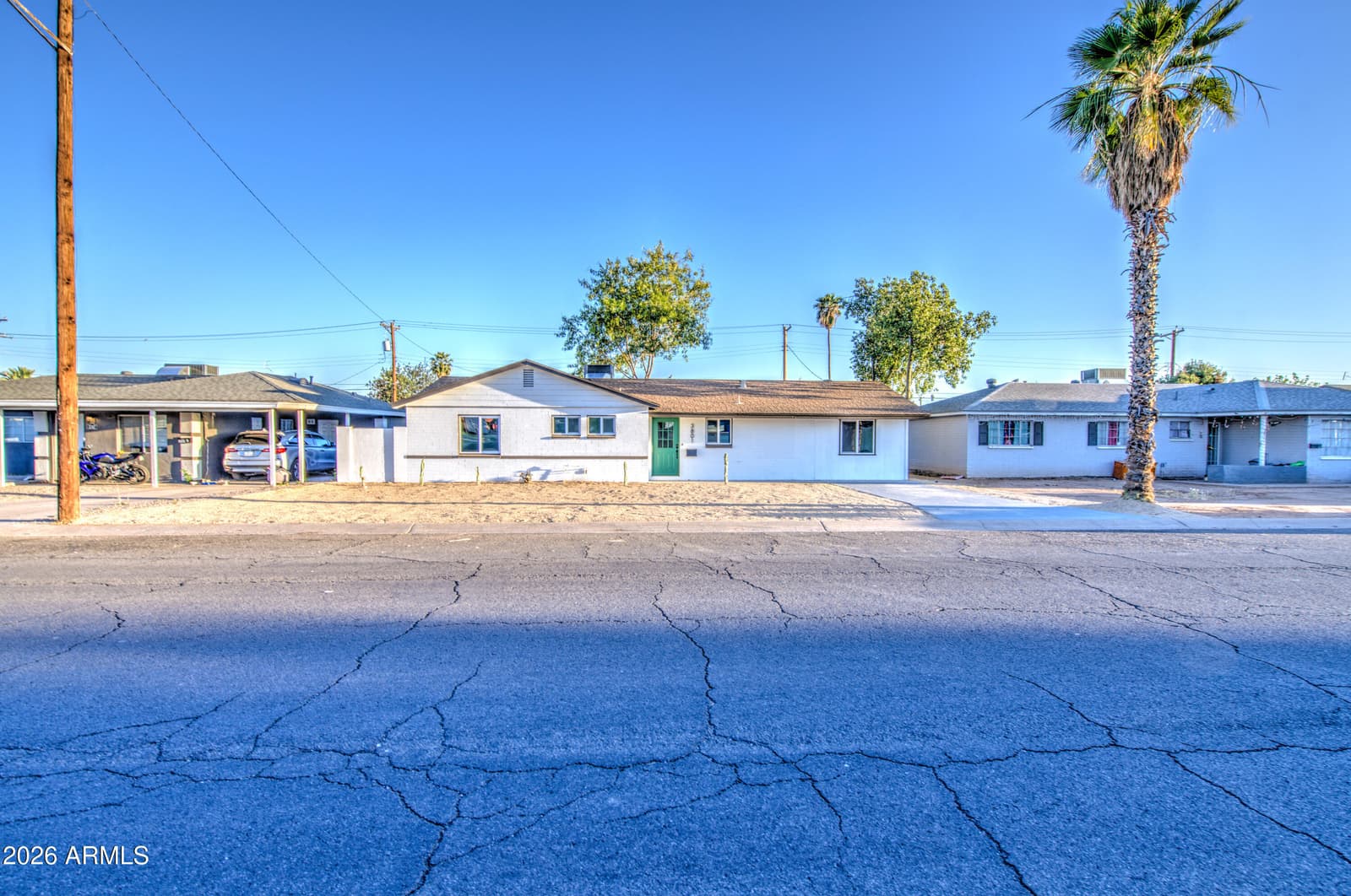 3801 W MONTEBELLO Avenue, Phoenix, AZ 85019 — photo 3 of 42