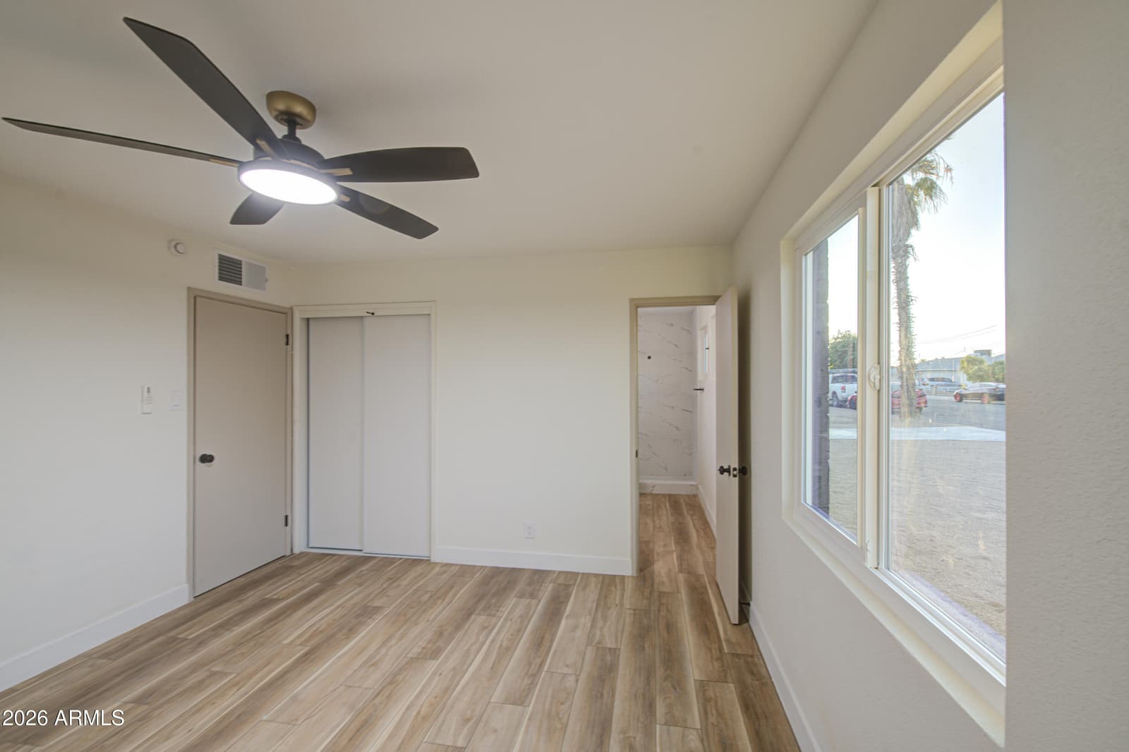 3801 W MONTEBELLO Avenue, Phoenix, AZ 85019 — photo 11 of 42