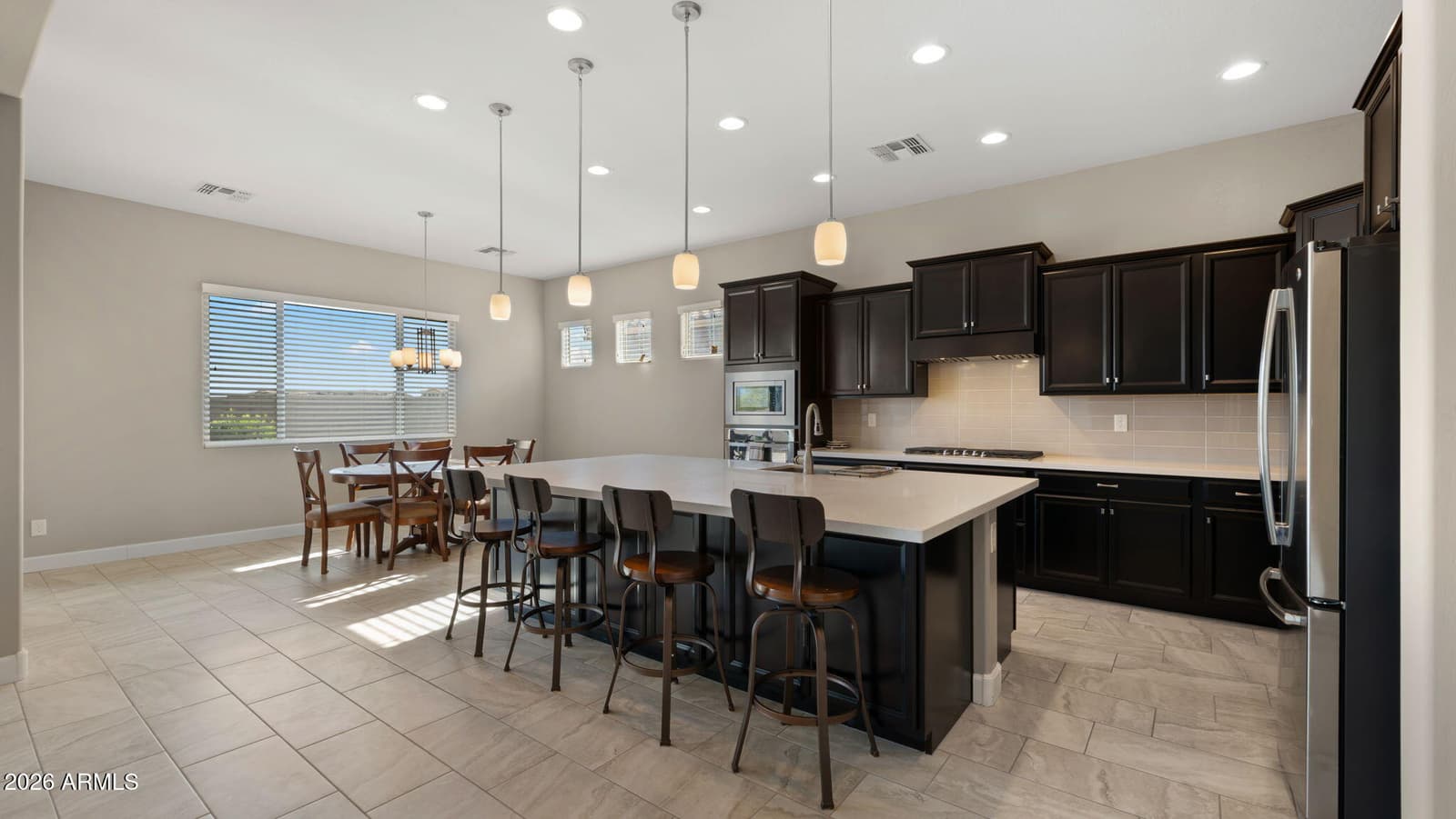 9291 W PLUM Road, Peoria, AZ 85383 — photo 15 of 65