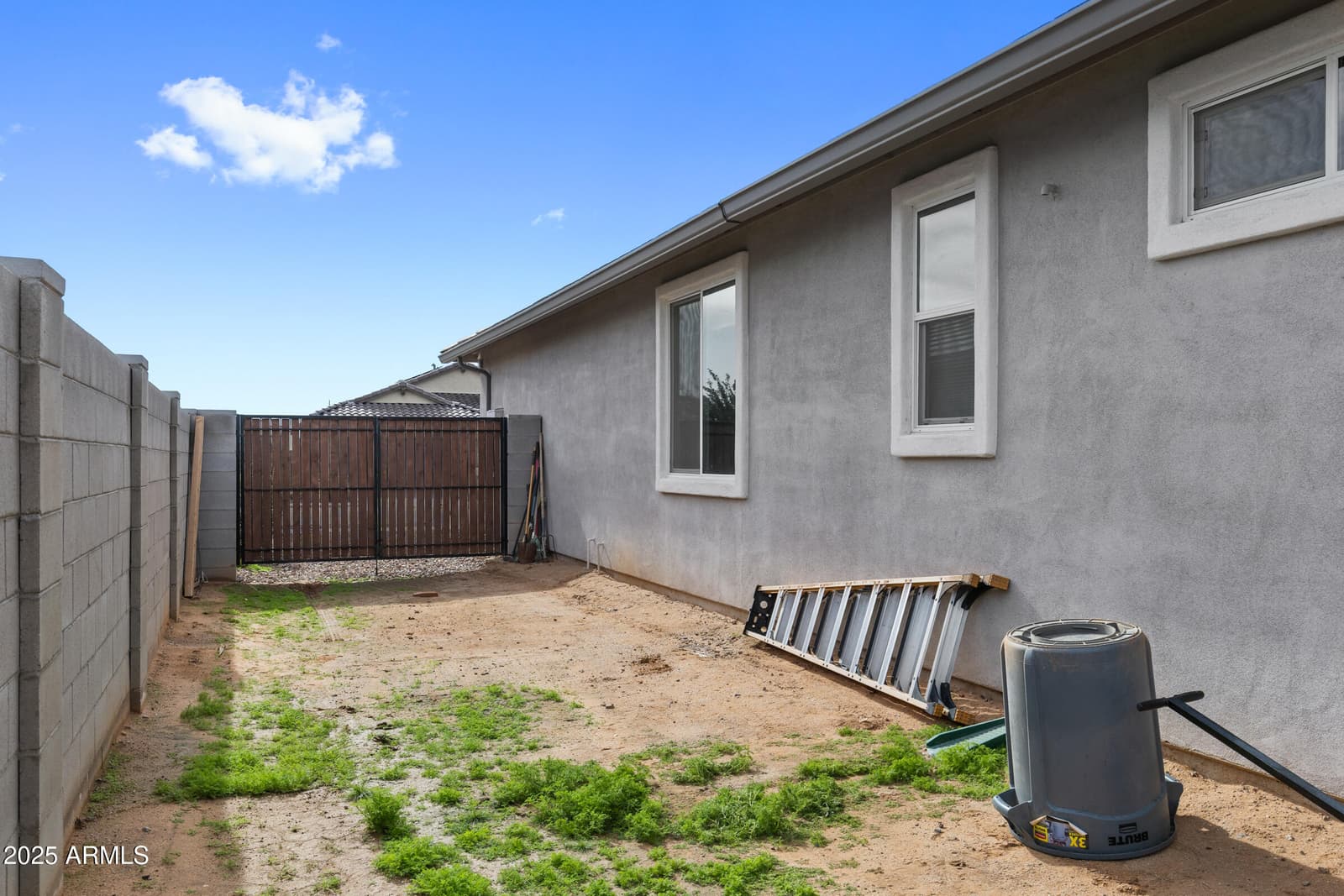 1170 E MEADOWRIDGE Drive, Casa Grande, AZ 85122 — photo 32 of 36